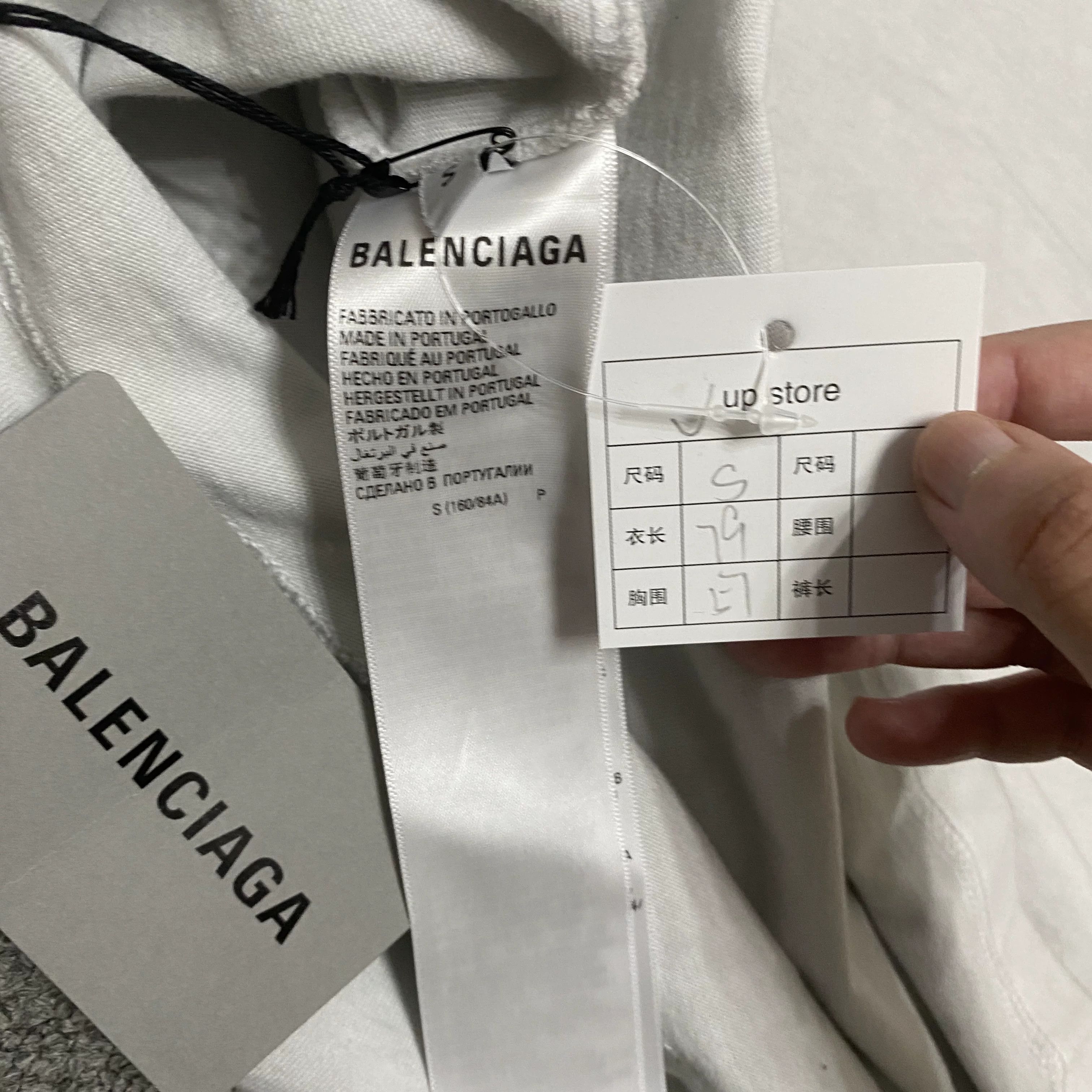 Balenciaga Balenciaga Splatter Distressed Short Sleeve Size US S / EU 44-46 / 1 - 6 Thumbnail