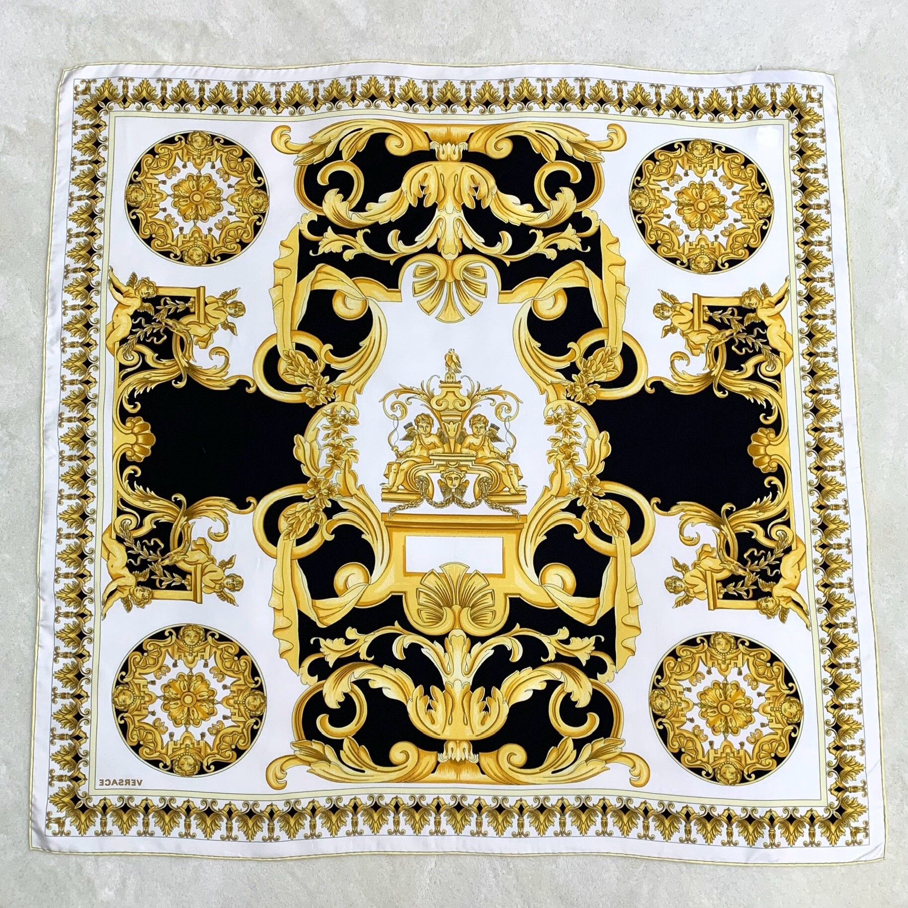 Versace Versace Retro Graphic Multi Scarf 2XS Men Size ONE SIZE - 2 Thumbnail