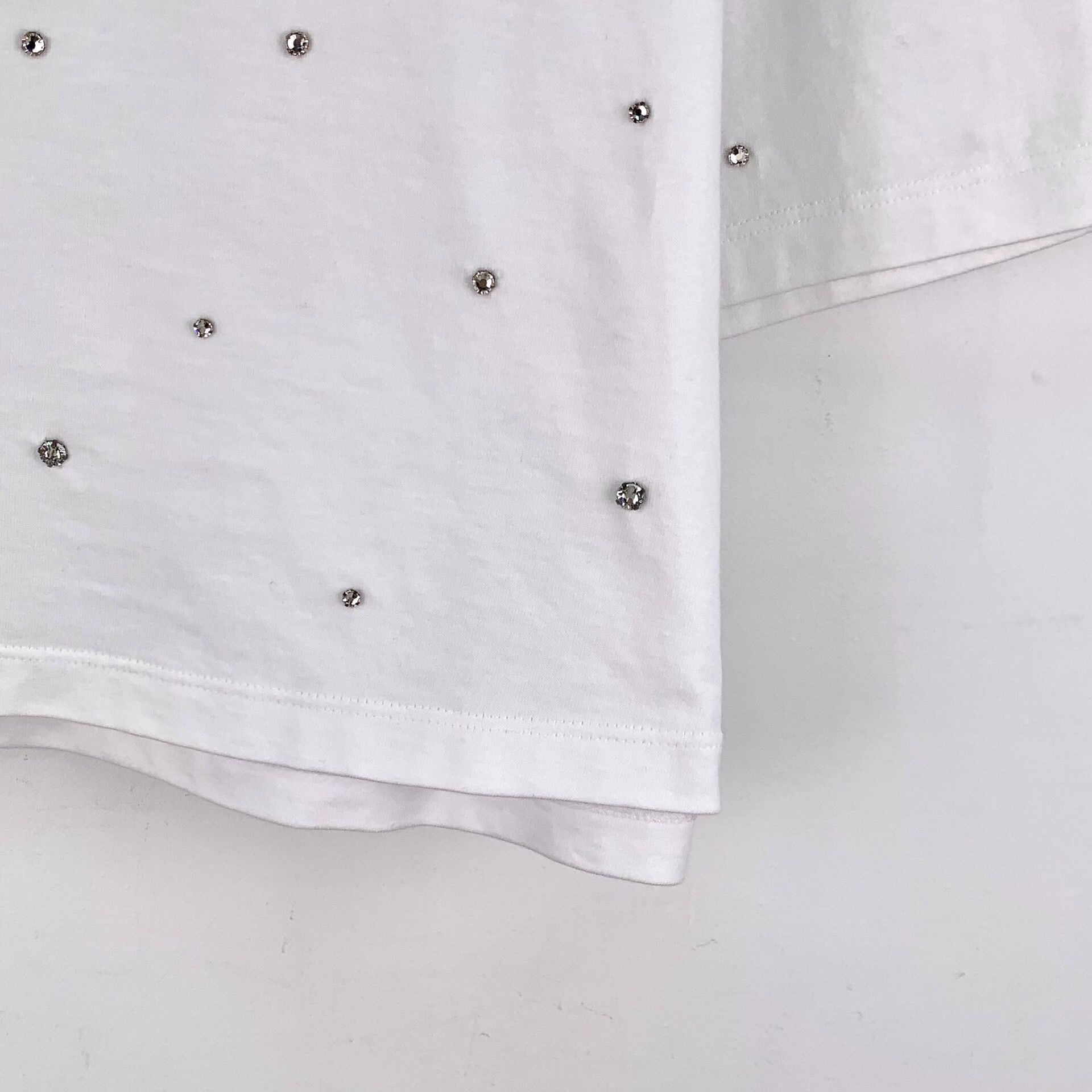 Miu Miu Miu Miu Retro White T-Shirt S Women Size S / US 4 / IT 40 - 4 Thumbnail