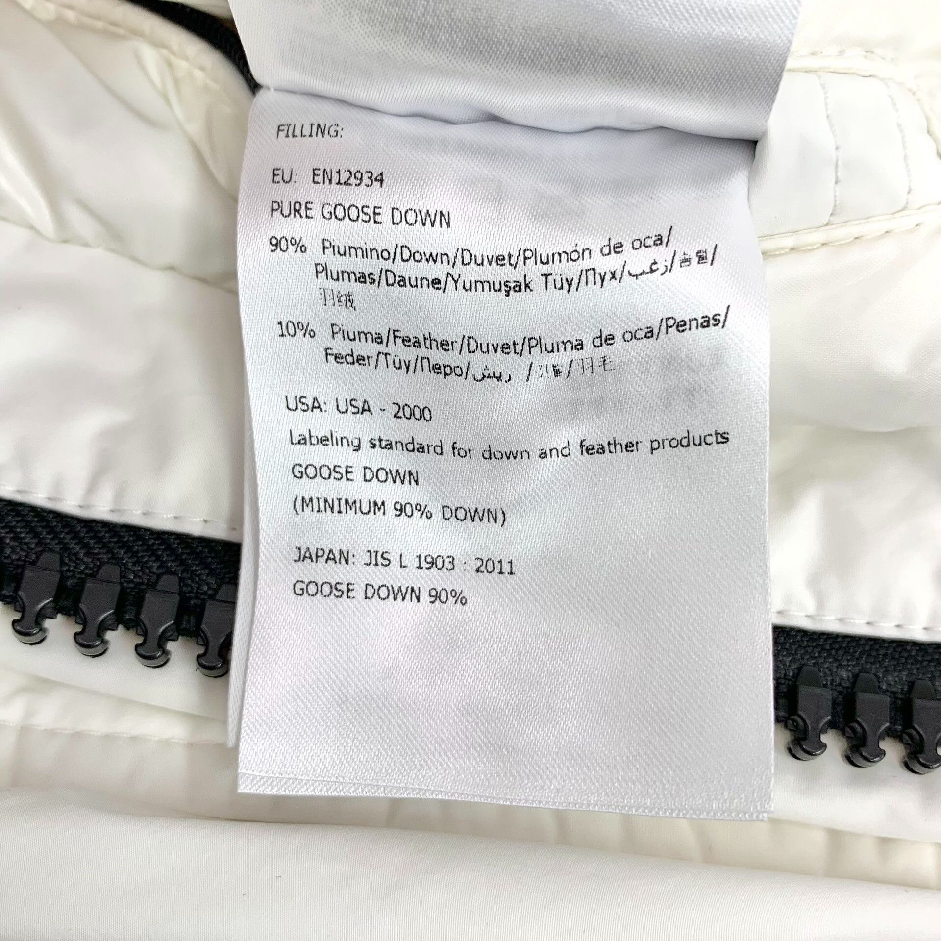 Moncler Moncler Retro White Down Jacket S Women Size S / US 4 / IT 40 - 9 Thumbnail