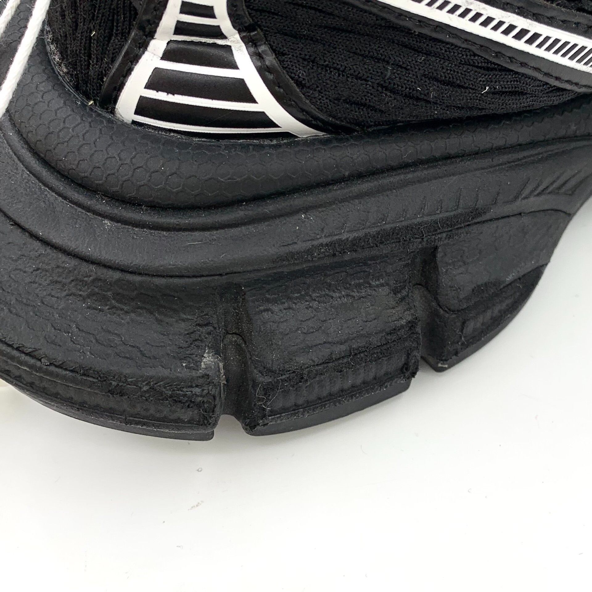 Balenciaga Balenciaga Black Lowtop Sneakers XXXL Men Size US 10 / EU 43 - 9 Thumbnail