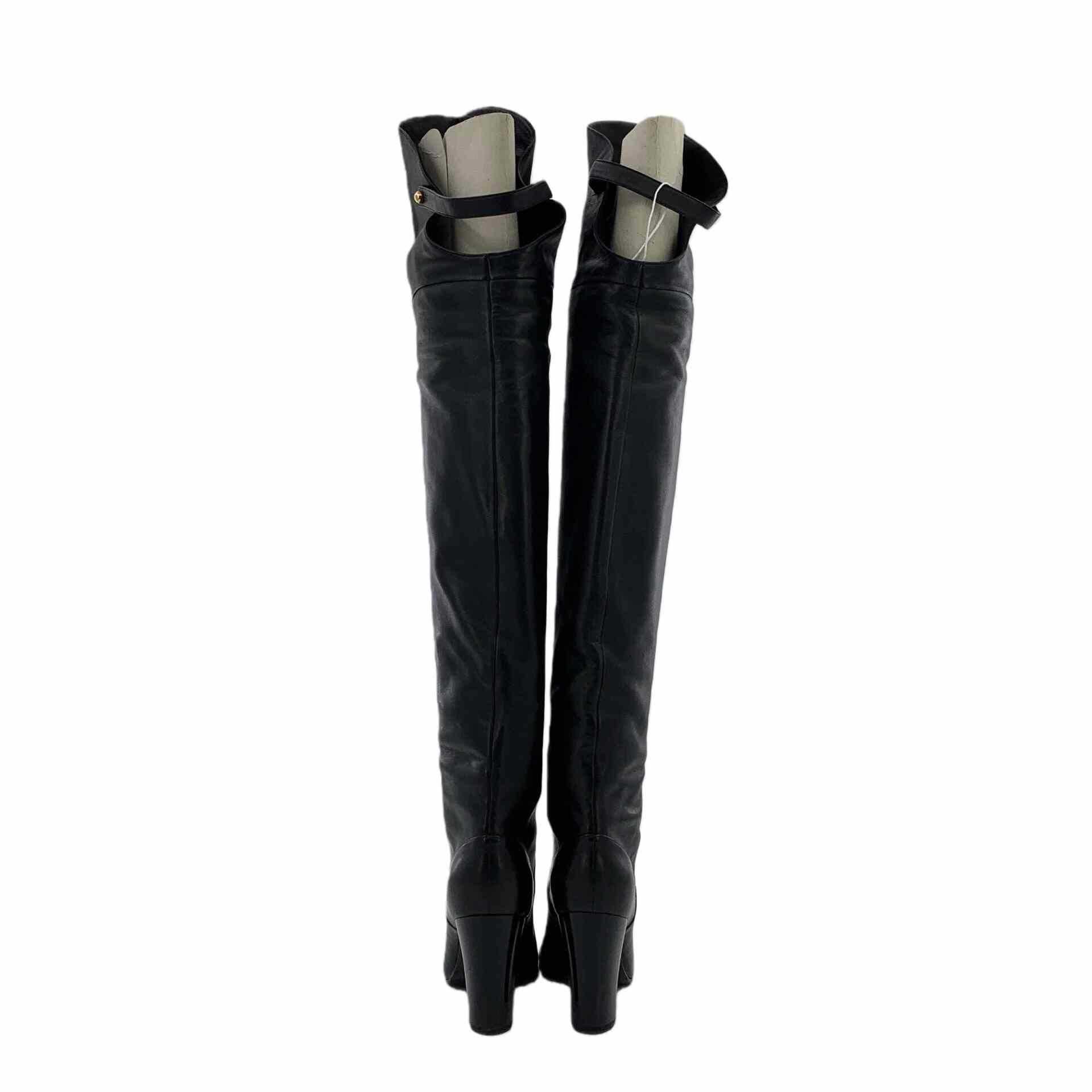 Arc'teryx Arc'teryx Black Boots 34 Women Size US 4 / IT 34 - 4 Thumbnail