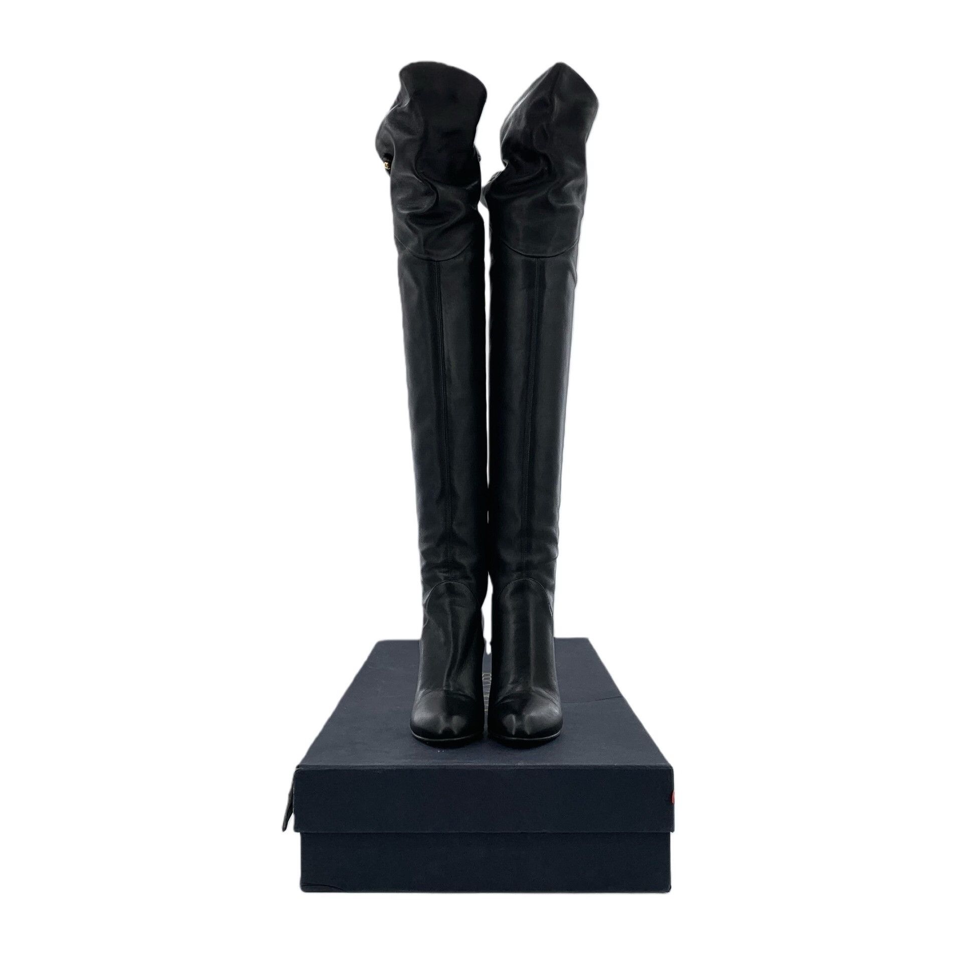 Arc'teryx Arc'teryx Black Boots 34 Women Size US 4 / IT 34 - 8 Thumbnail