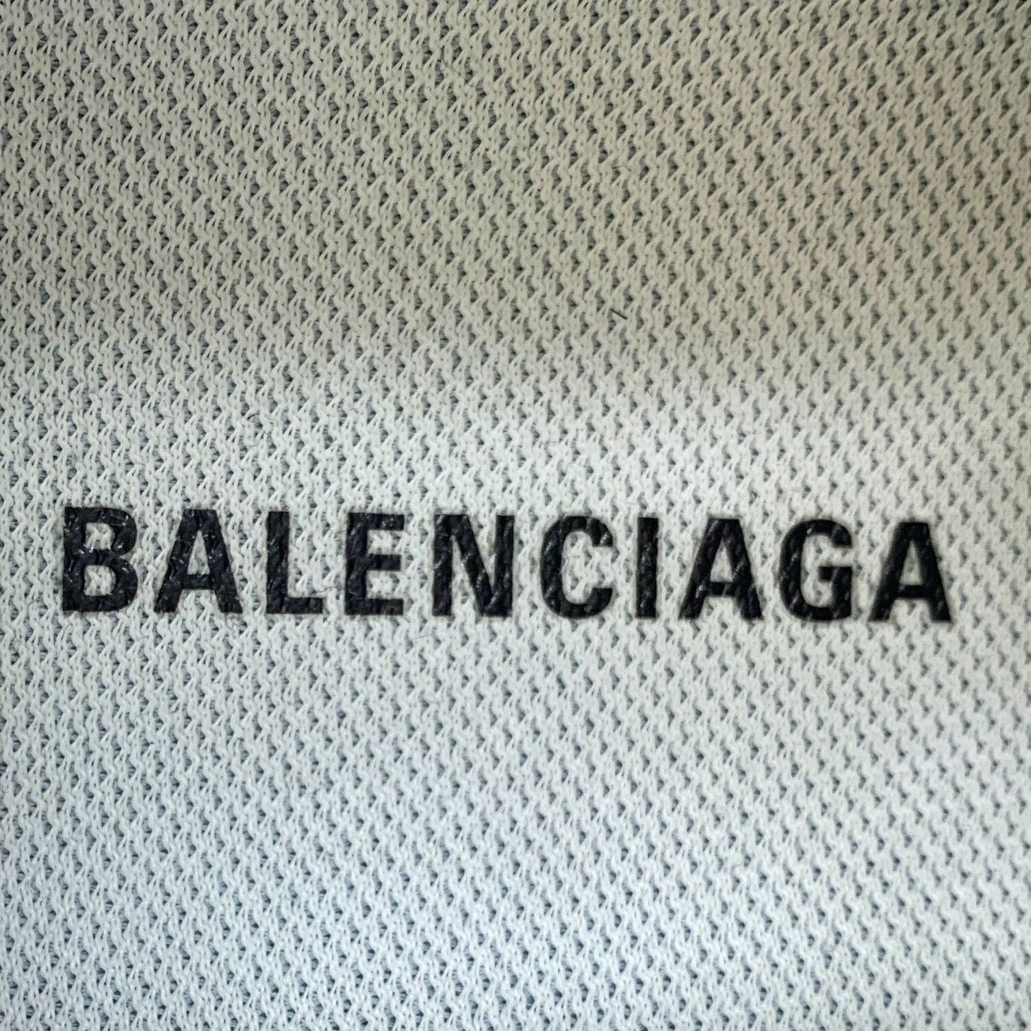 Balenciaga Balenciaga Gray Lowtop Sneakers 38 Women Size US 7.5 / IT 37.5 - 7 Thumbnail