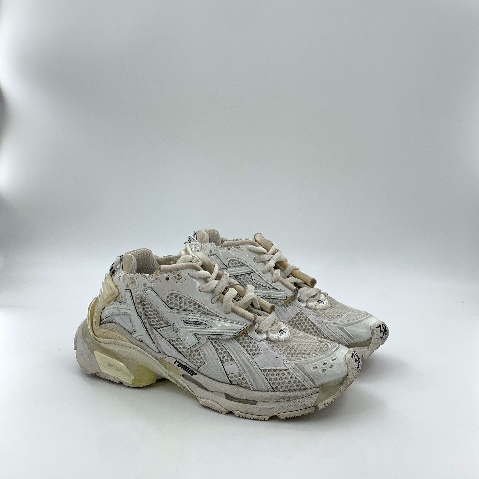 Balenciaga Balenciaga Gray Lowtop Sneakers 38 Women Size US 7.5 / IT 37.5 - 2 Thumbnail