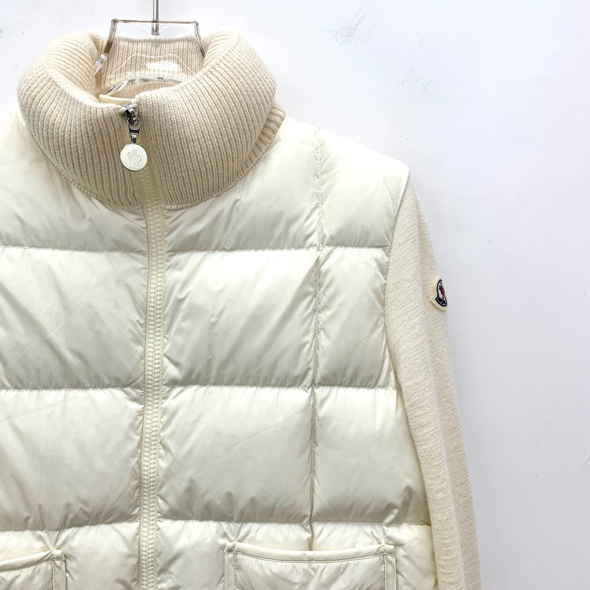 Moncler Moncler White Down Jacket XXS Women Size XXS / US 00 / IT 34 - 3 Thumbnail