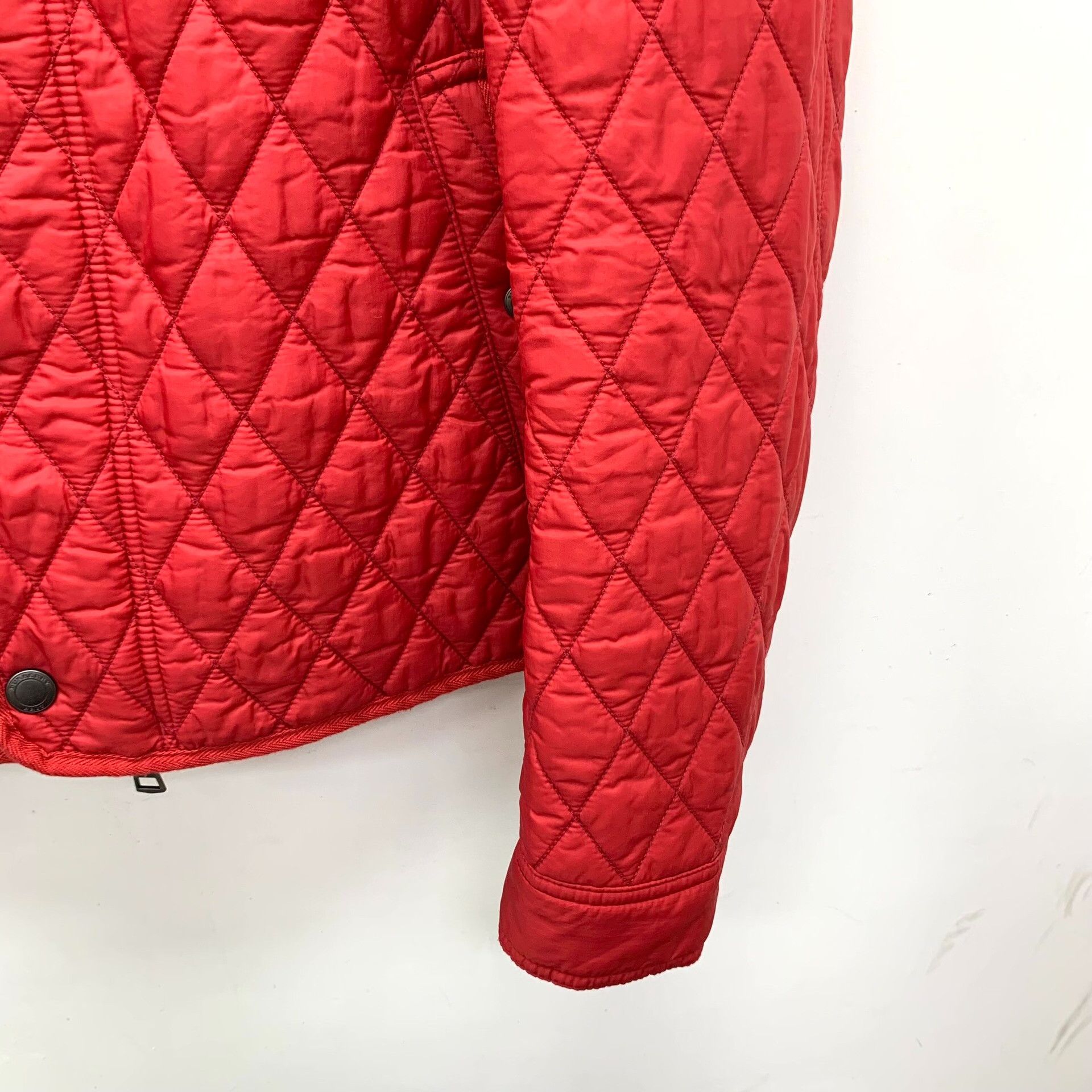 Burberry Burberry Cotton Plaid Red Down Jacket S Women Size S / US 4 / IT 40 - 4 Thumbnail