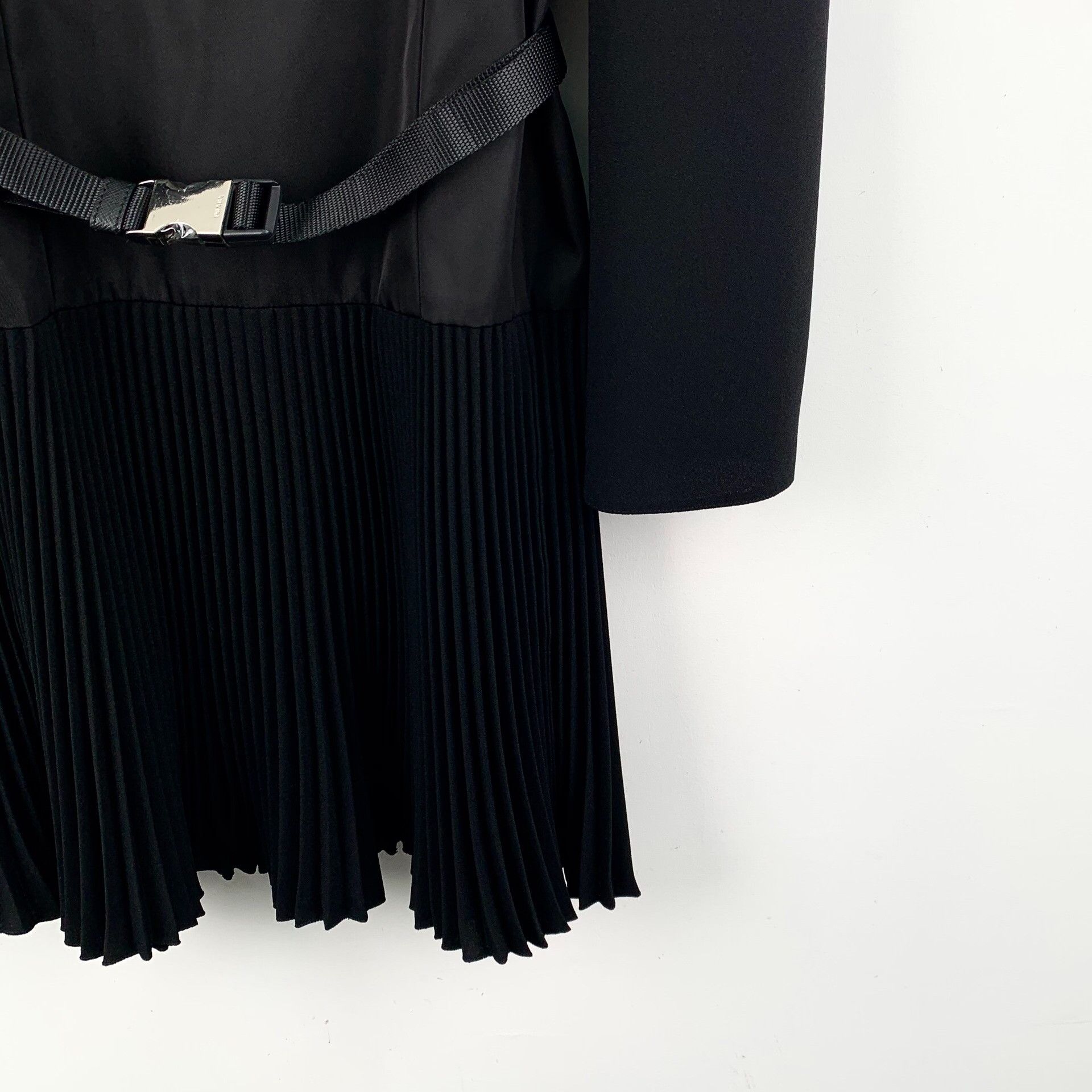 Prada Prada Black Dress S Women Size S / US 4 / IT 40 - 4 Thumbnail