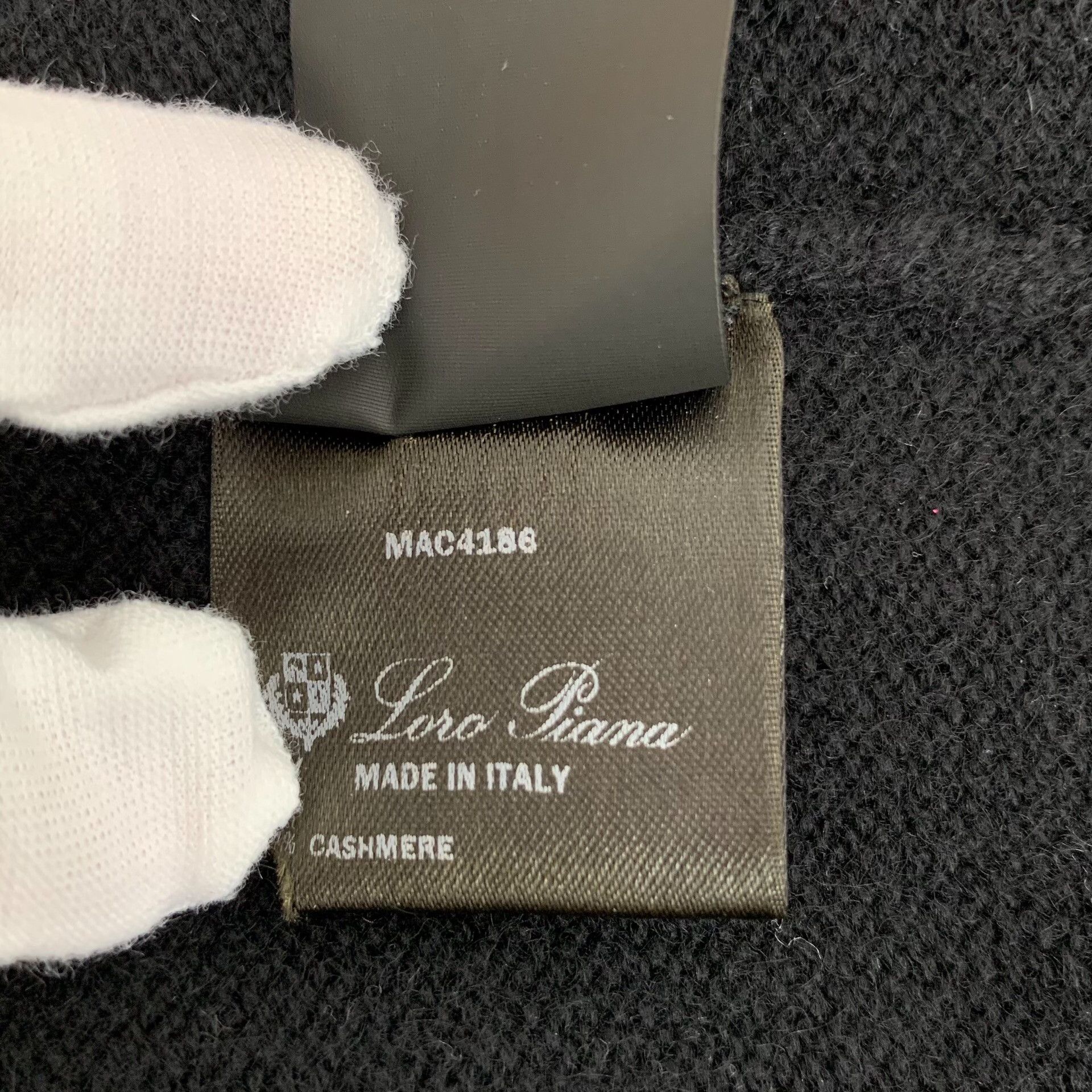 Loro Piana Loro Piana Knit Black Skirt S Women Size 26" / US 2 / IT 38 - 9 Thumbnail