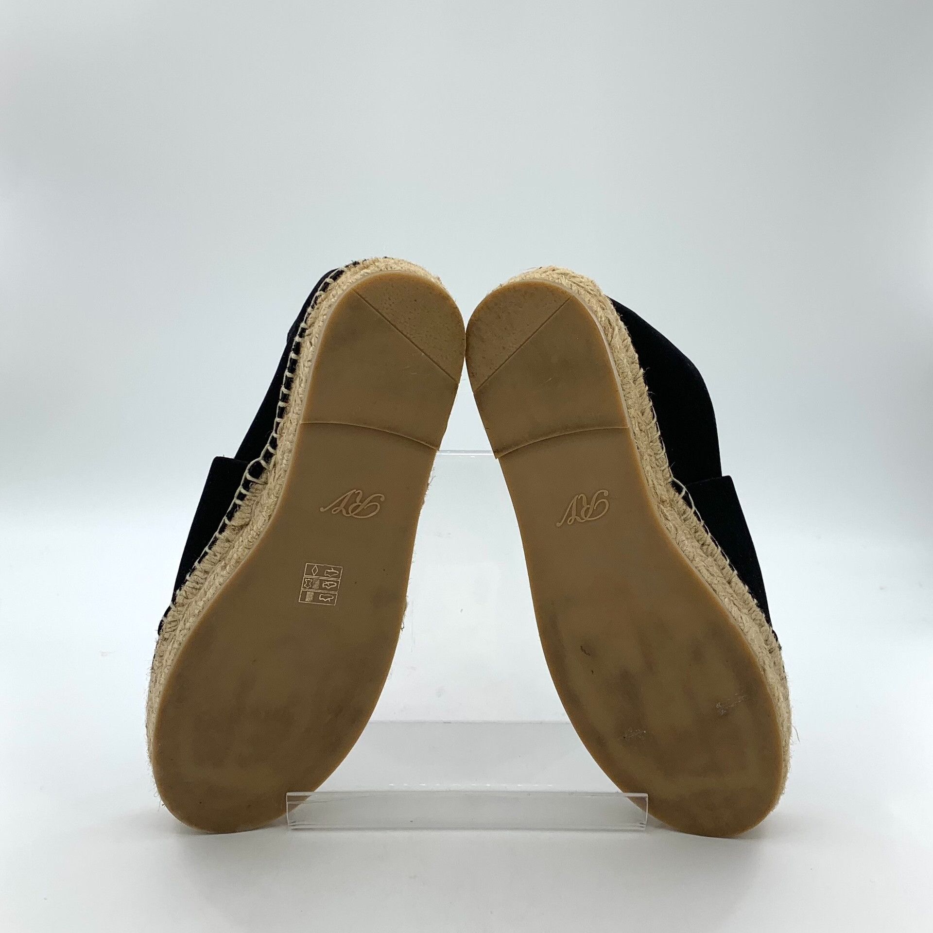 Roger Vivier Roger Vivier Retro Black Lowtop Sneakers 36 Women Size US 6 / IT 36 - 5 Thumbnail