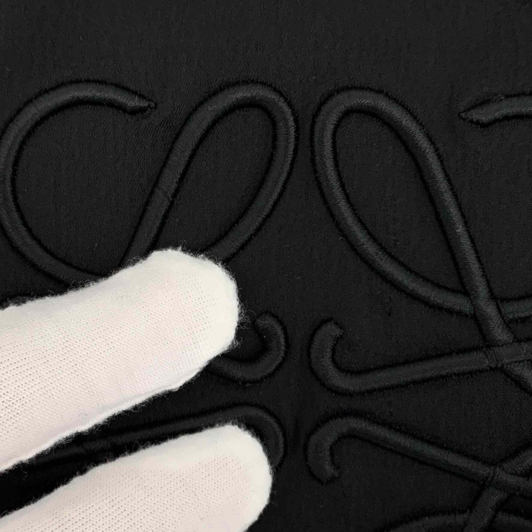 Loewe Loewe Retro Embroidered Black Button Up M Women Size M / US 6-8 / IT 42-44 - 7 Thumbnail