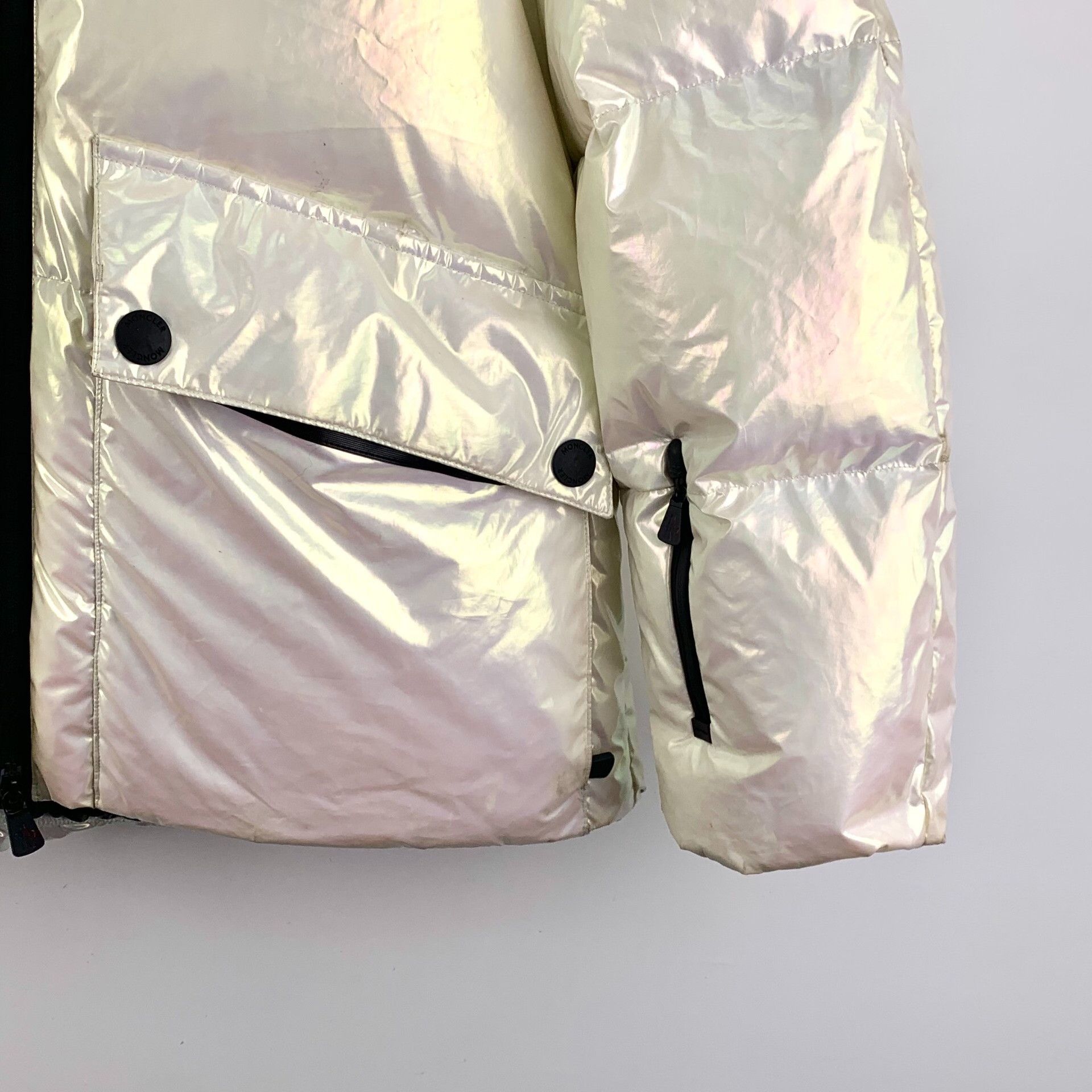 Moncler Moncler White Down Jacket XS Women Size XS / US 0-2 / IT 36-38 - 4 Thumbnail