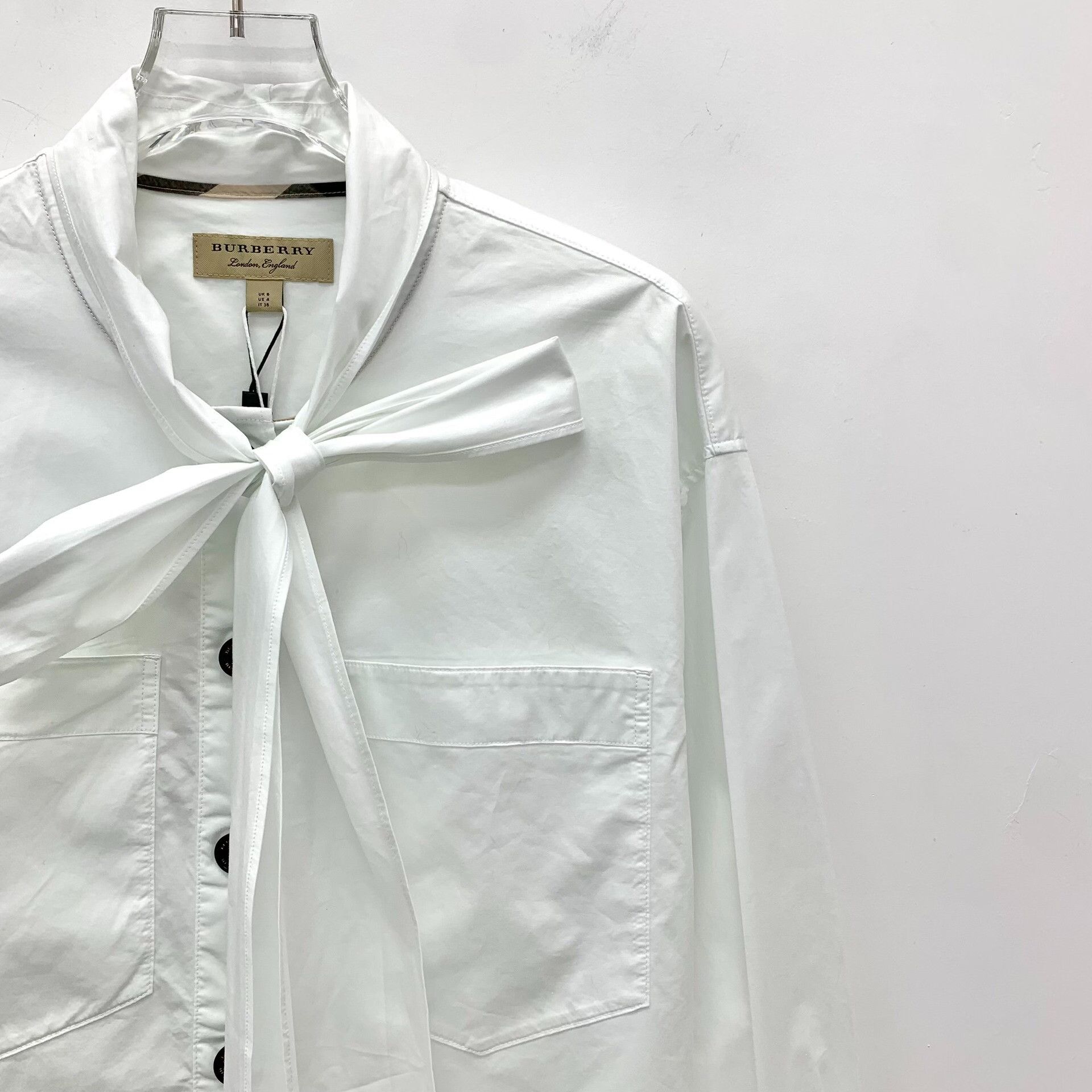 Burberry Burberry Cotton White Button Up M Women Size M / US 6-8 / IT 42-44 - 3 Thumbnail