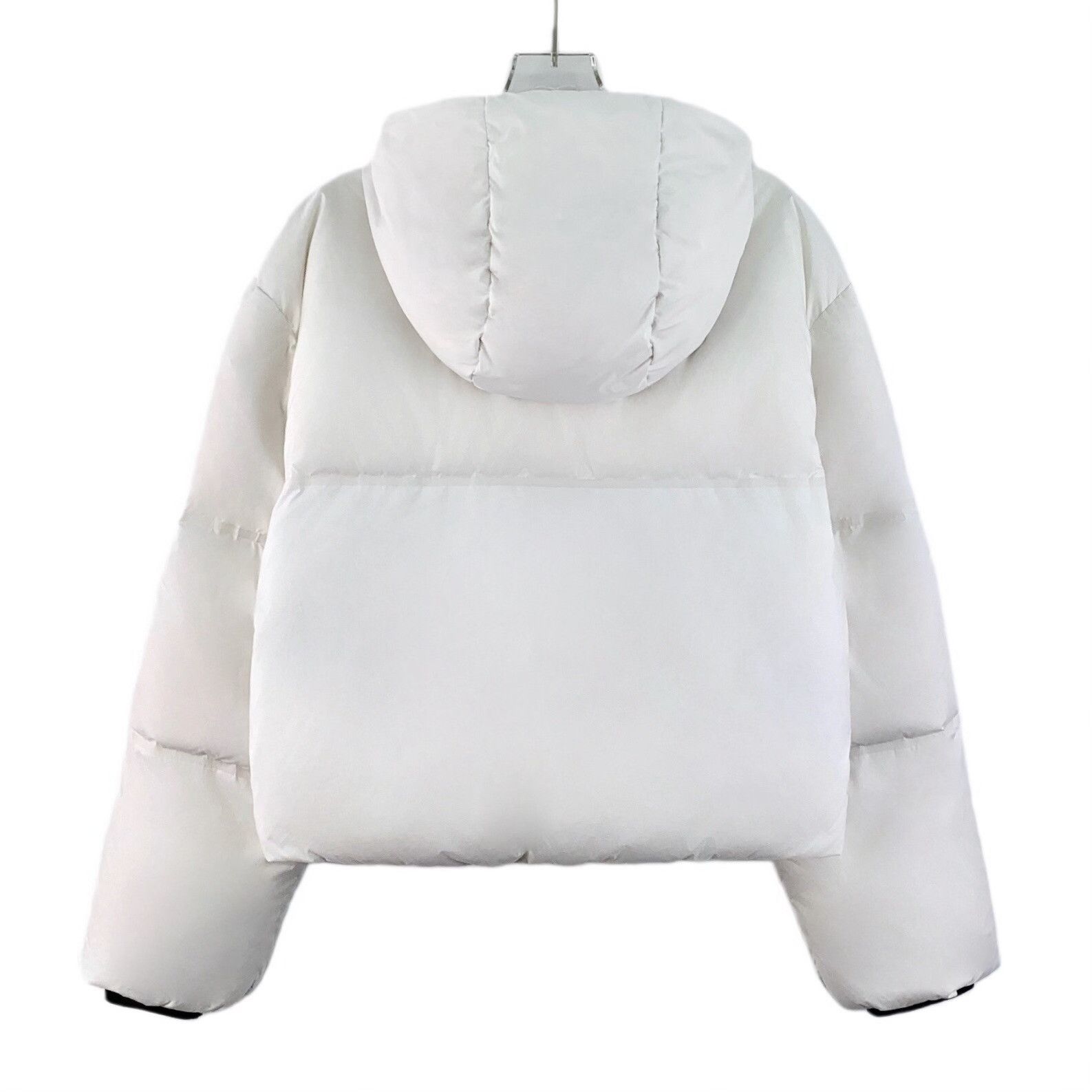 Prada Prada Down White Down Jacket M Women Size M / US 6-8 / IT 42-44 - 2 Thumbnail