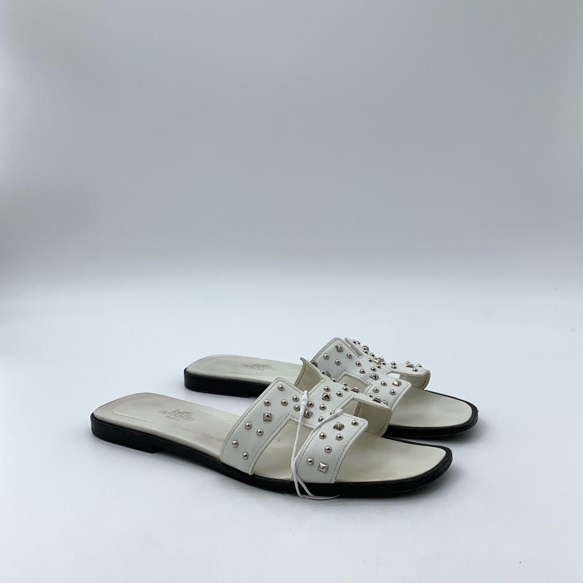 Hermes Hermes White Sandals 37 Women Size US 6.5 / IT 36.5 - 2 Thumbnail
