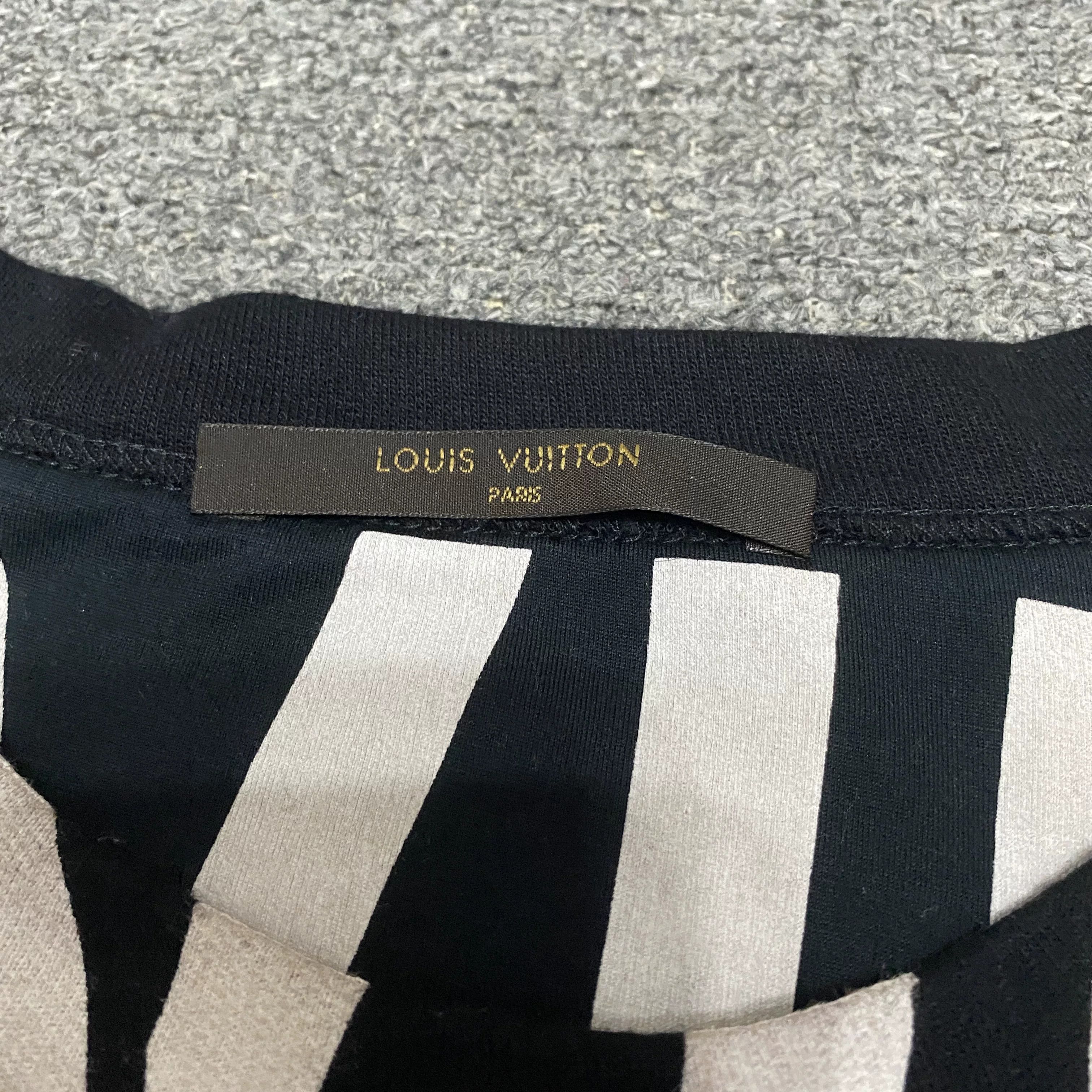 Louis Vuitton Louis Vuitton Fragment T-Shirt Size US M / EU 48-50 / 2 - 4 Thumbnail