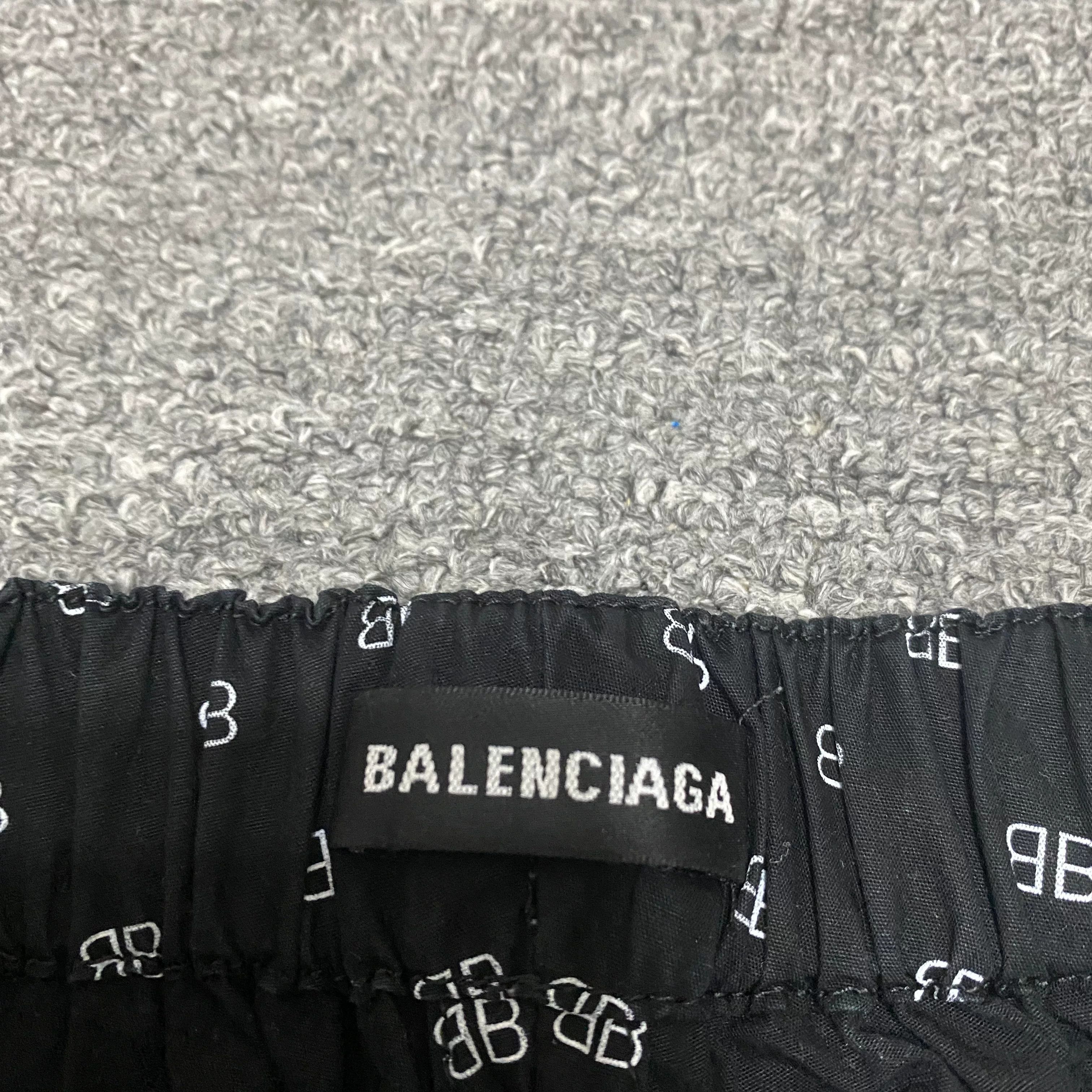 Balenciaga BALENCIAGA All-Over Logo Shorts Size US 32 / EU 48 - 4 Thumbnail