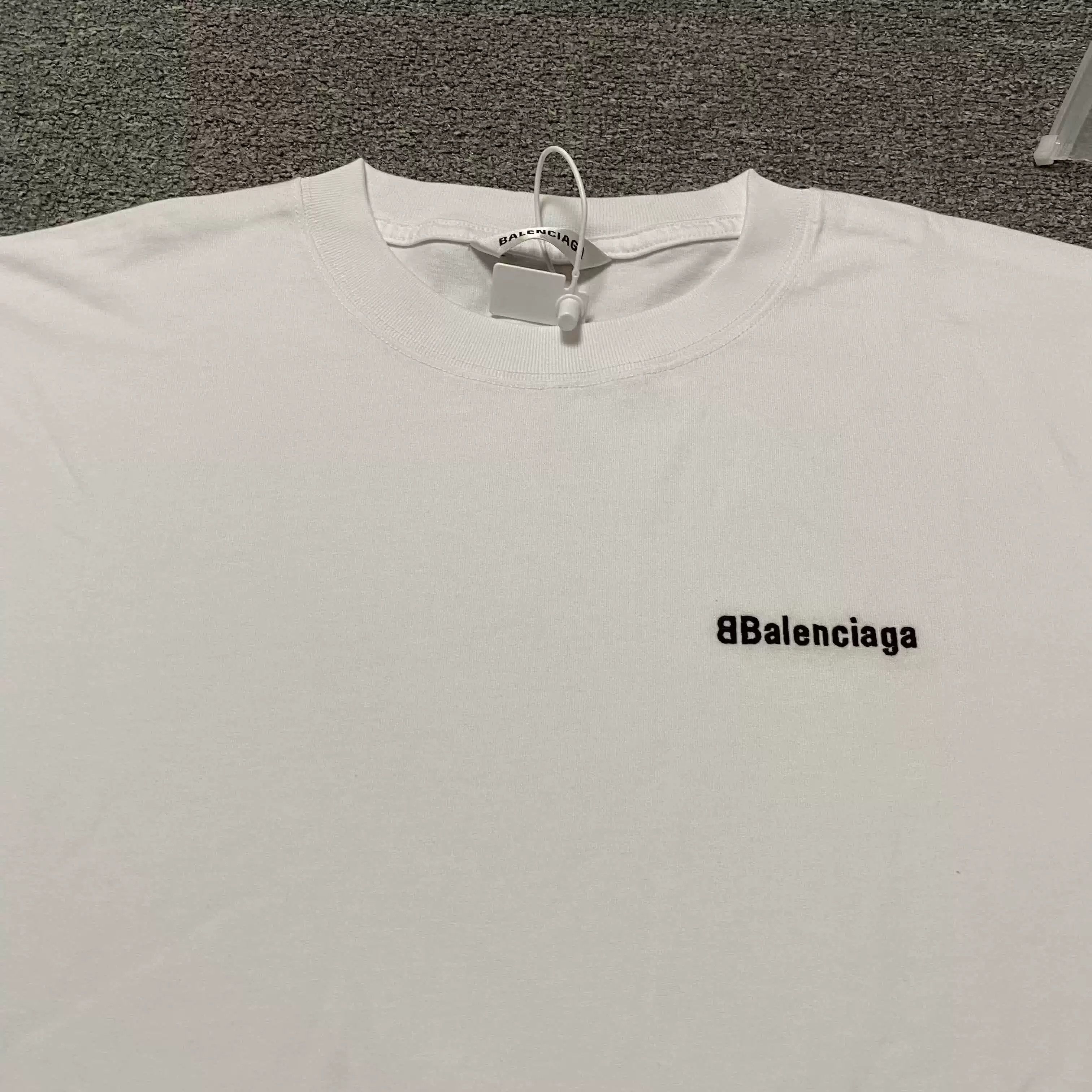 Balenciaga Balenciaga Small Logo Short-Sleeve Size US M / EU 48-50 / 2 - 4 Thumbnail