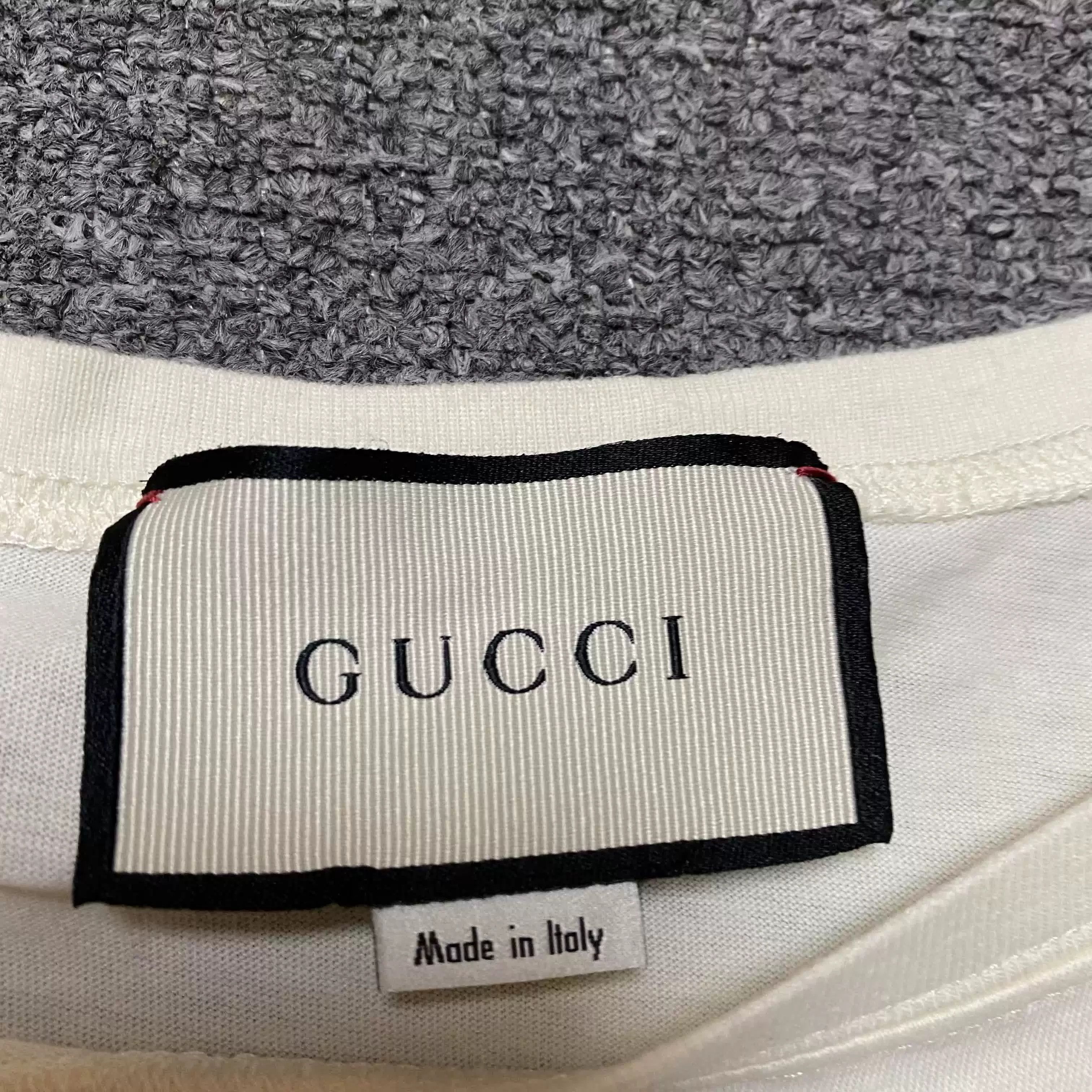 Gucci GUCCI Graffiti Logo Short Sleeve Size US S / EU 44-46 / 1 - 5 Thumbnail