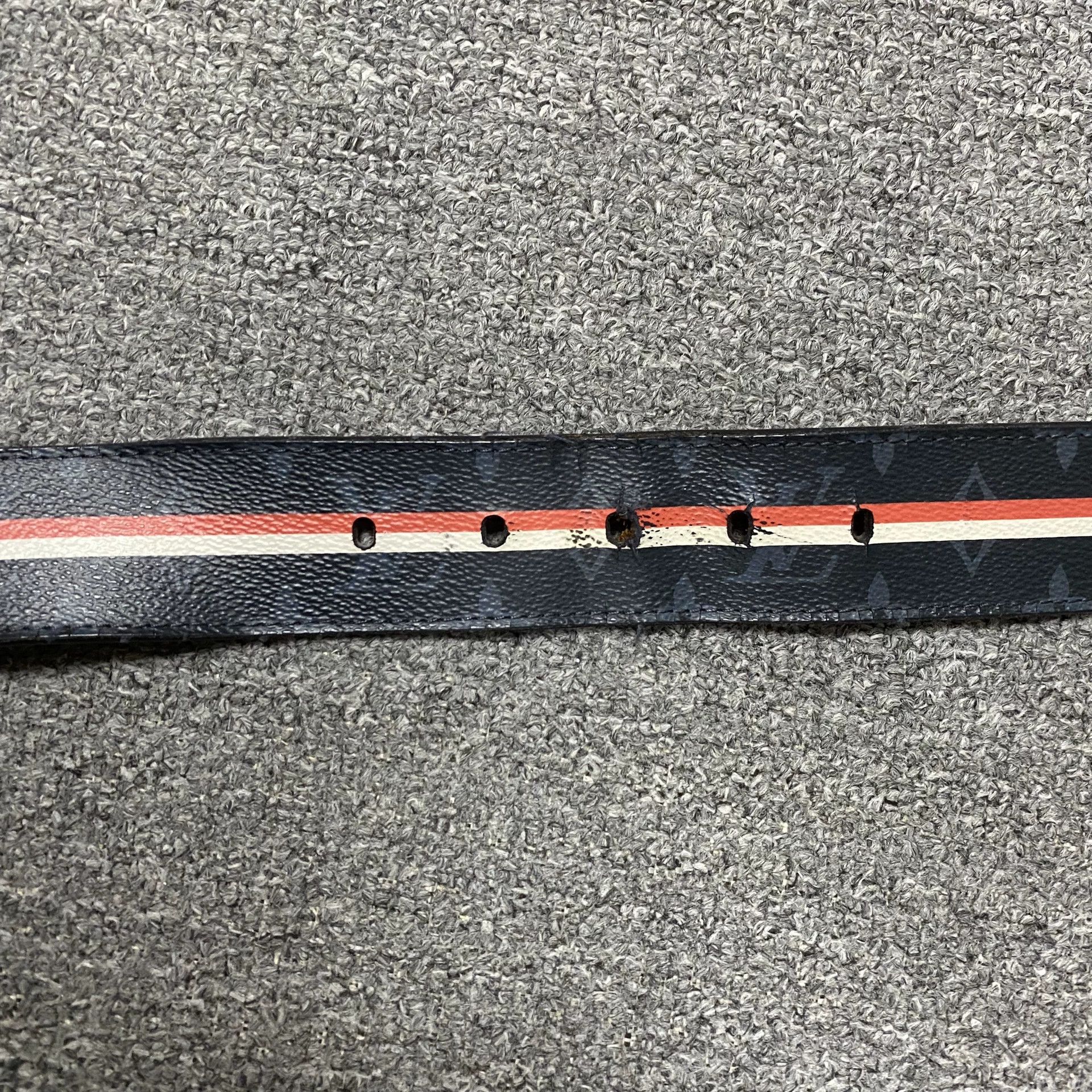 Louis Vuitton Louis Vuitton LV Monogram Belt Size ONE SIZE - 5 Thumbnail