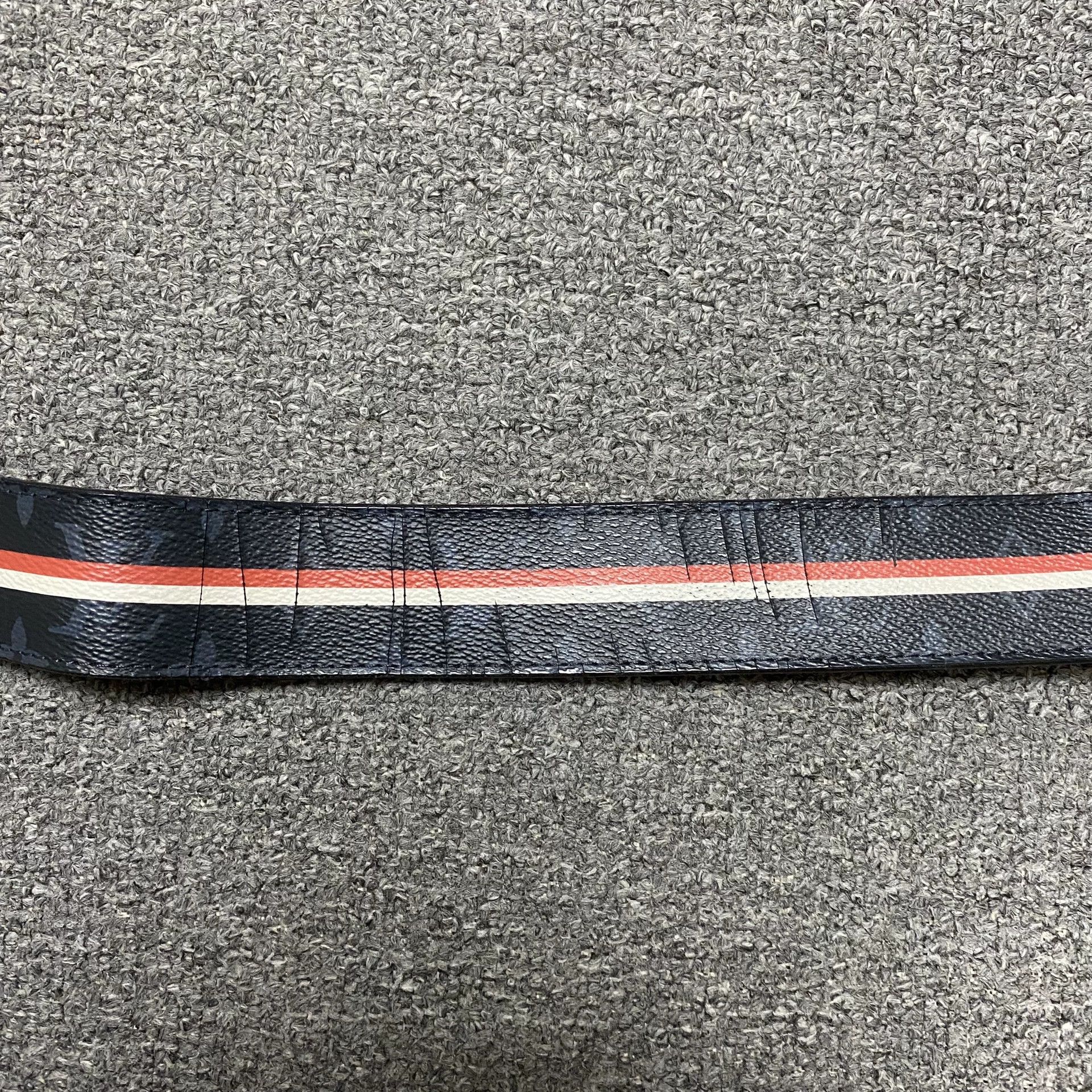 Louis Vuitton Louis Vuitton LV Monogram Belt Size ONE SIZE - 4 Thumbnail