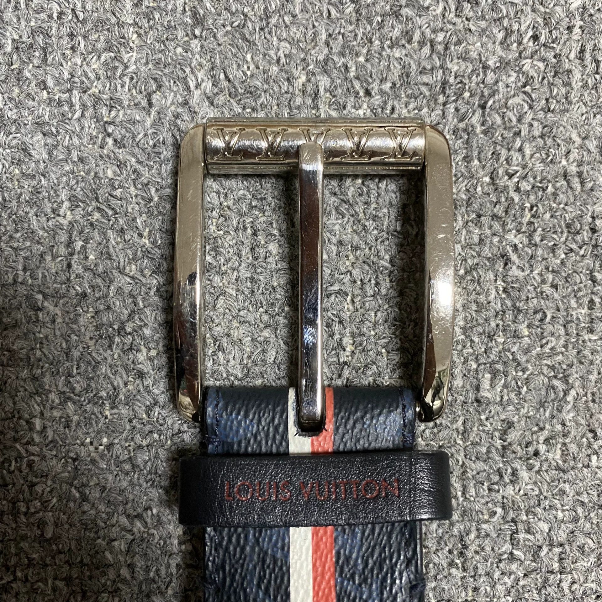 Louis Vuitton Louis Vuitton LV Monogram Belt Size ONE SIZE - 2 Thumbnail