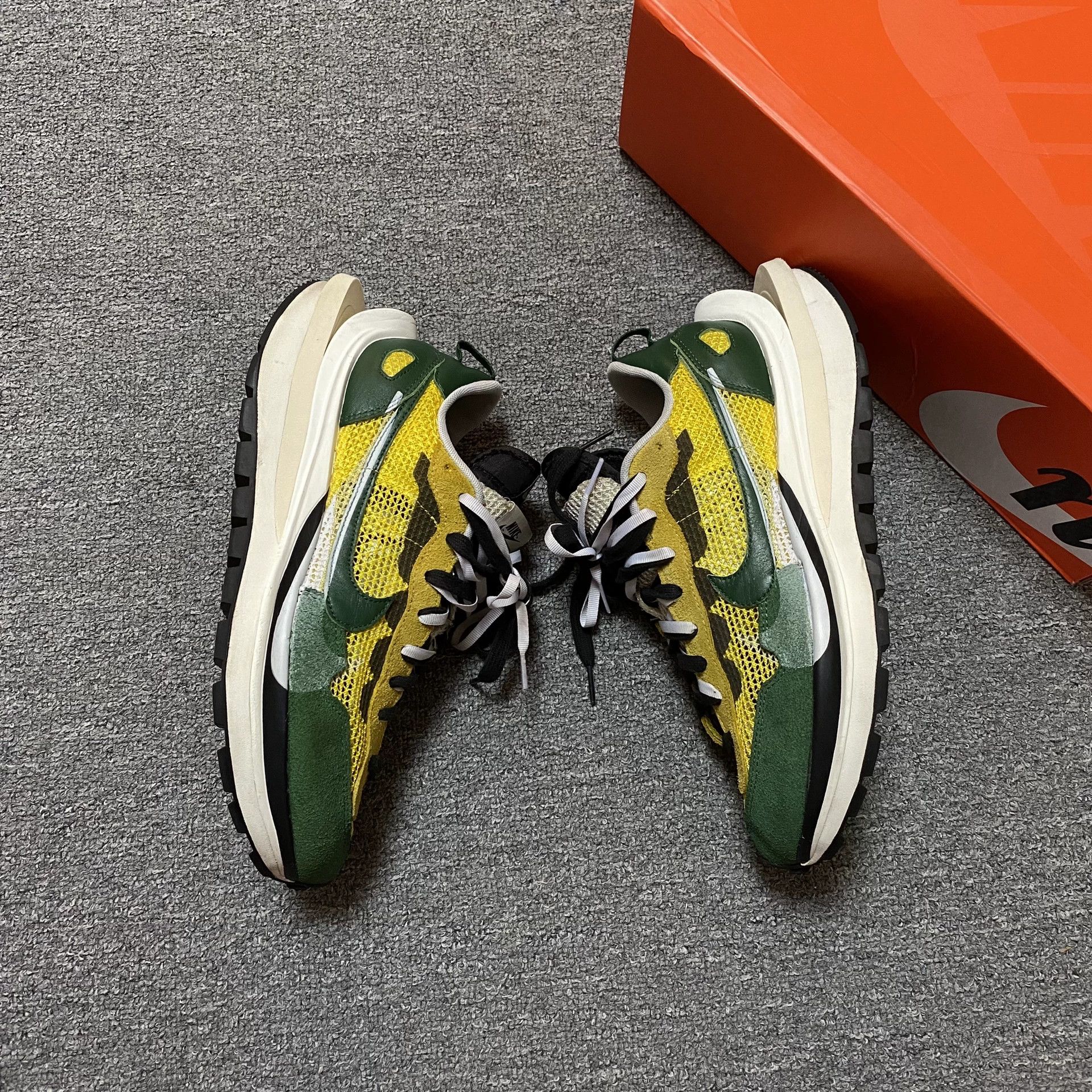 Sacai sacai Nike VaporWaffle Collaboration Size US 11 / EU 44 - 3 Thumbnail