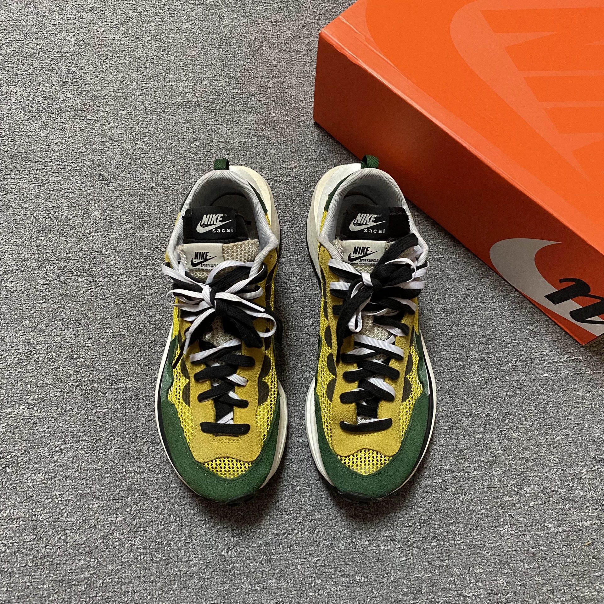 Sacai sacai Nike VaporWaffle Collaboration Size US 11 / EU 44 - 2 Thumbnail