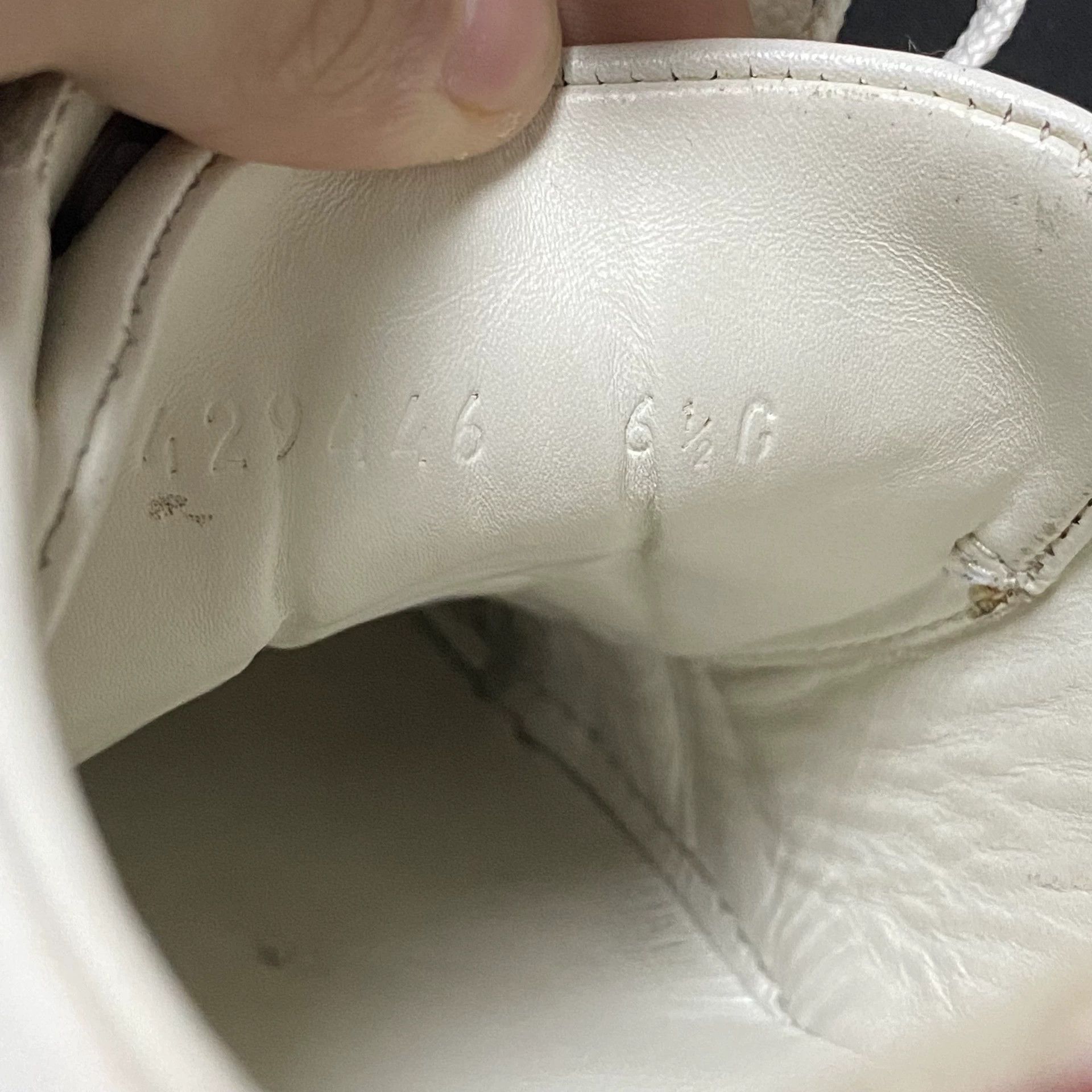 Gucci Gucci Bee White Sneakers Size US 6.5 / IT 36.5 - 7 Thumbnail