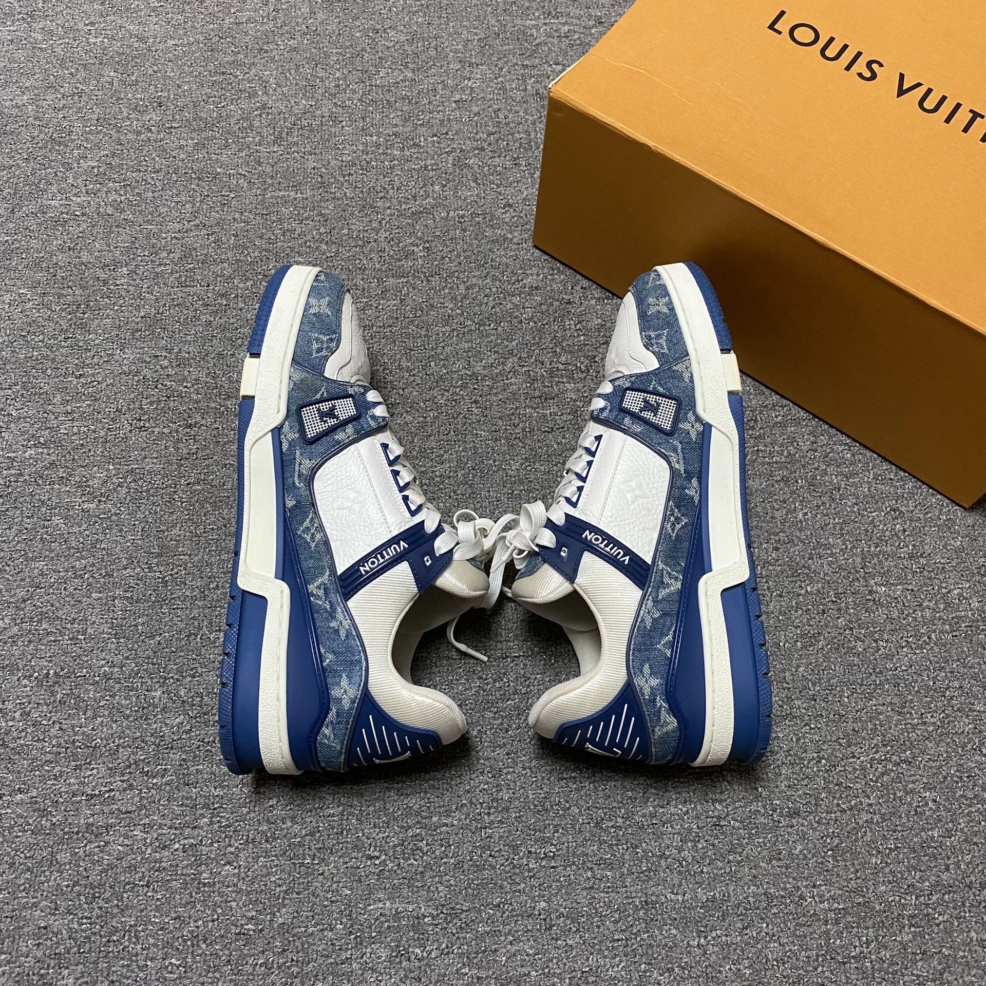 Louis Vuitton Louis Vuitton Lv TRAINER Blue Denim Size US 9.5 / EU 42-43 - 5 Thumbnail