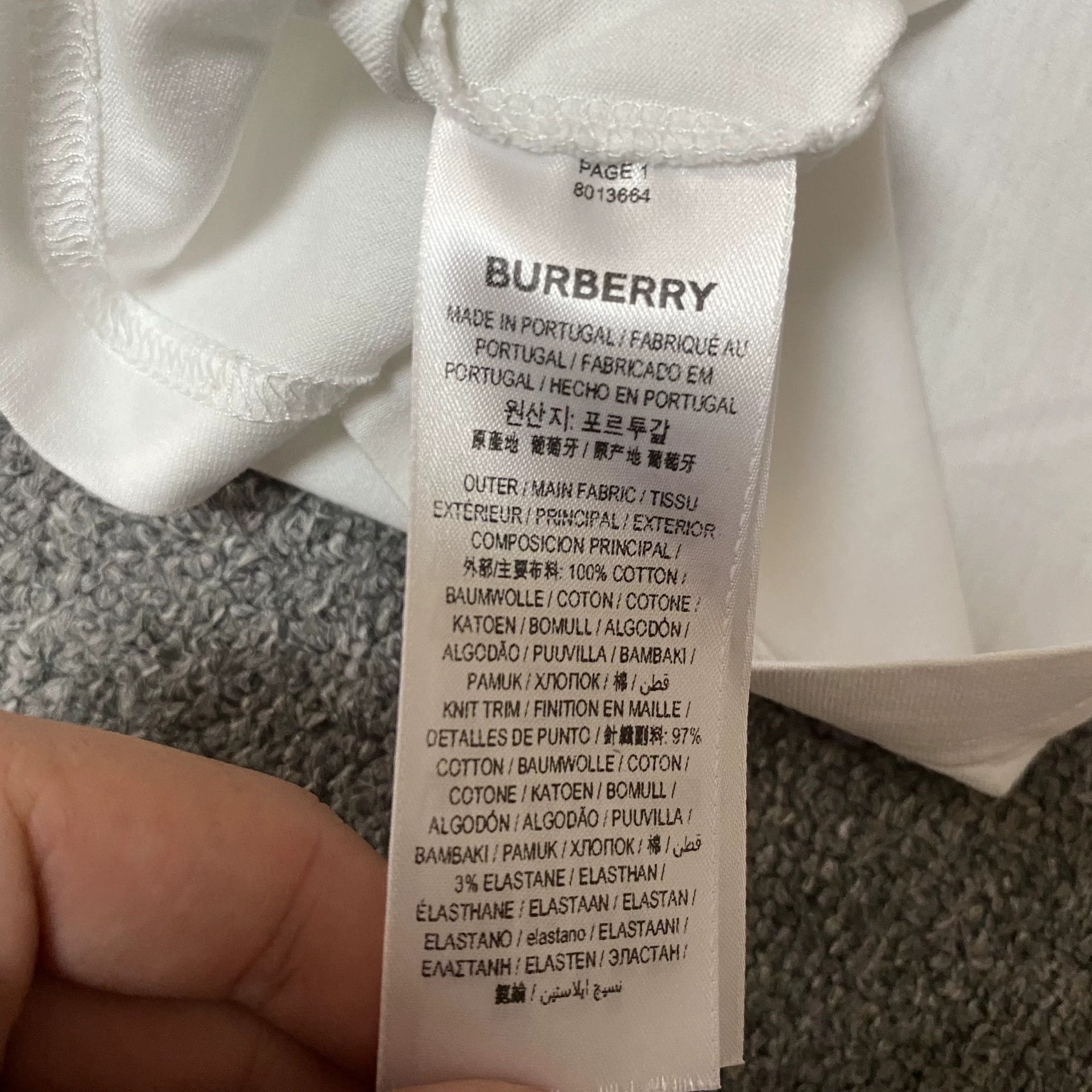 Burberry Burberry Deer Short Sleeve Size US M / EU 48-50 / 2 - 6 Thumbnail