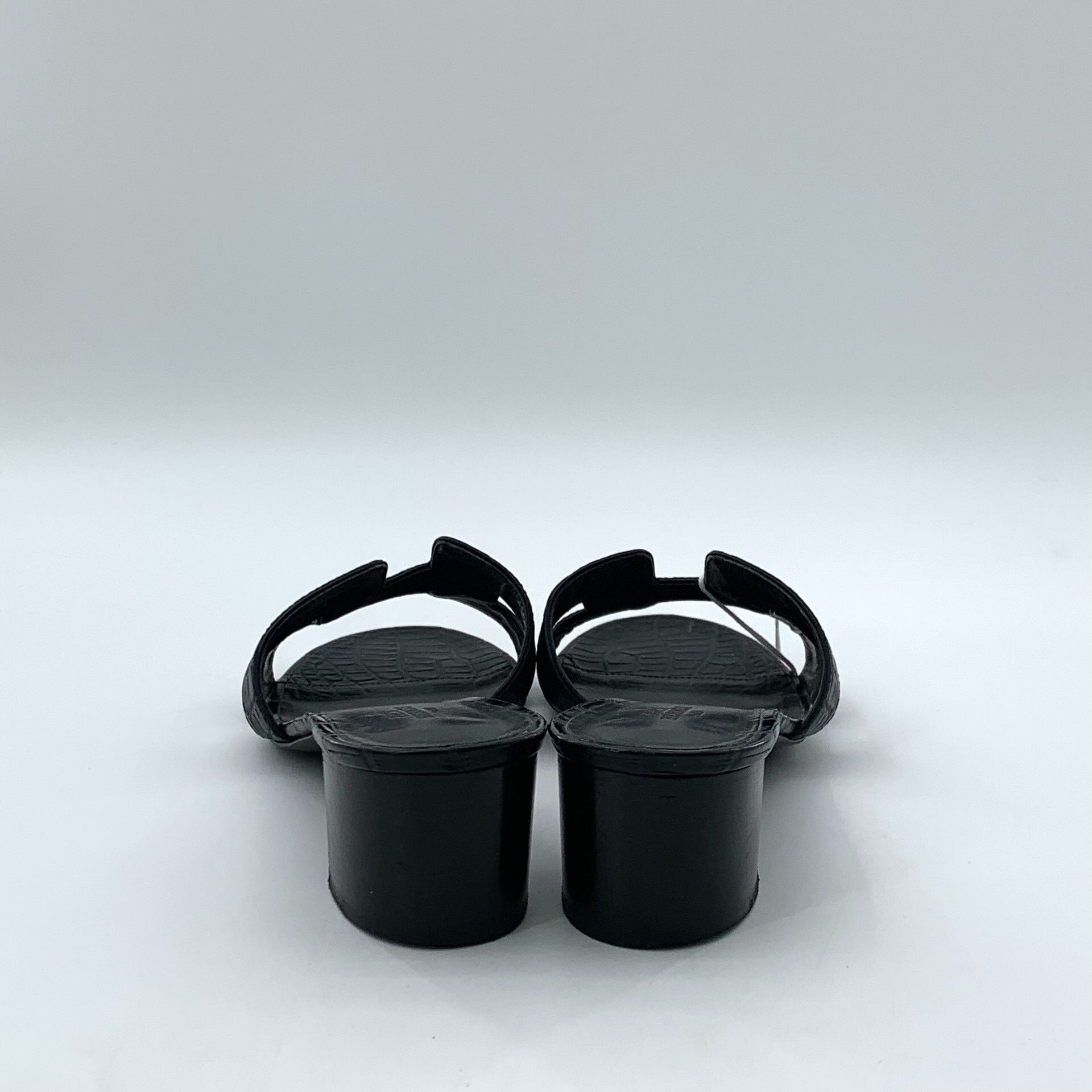 Hermes Hermes Black Sandals 38 Women Size US 7.5 / IT 37.5 - 4 Thumbnail