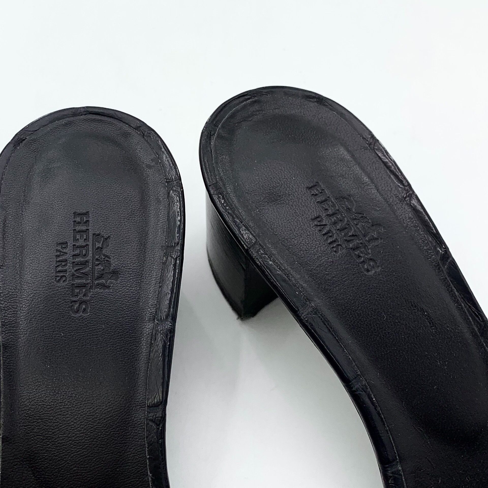 Hermes Hermes Black Sandals 38 Women Size US 7.5 / IT 37.5 - 9 Thumbnail