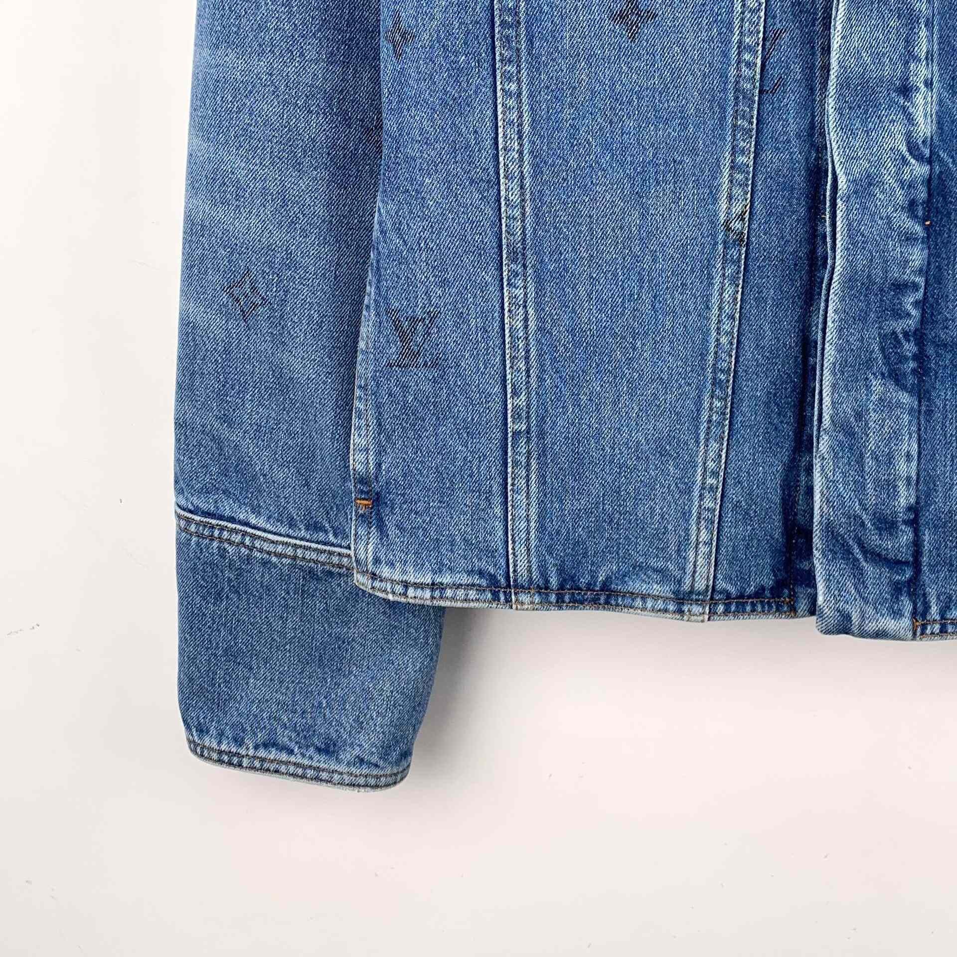 Louis Vuitton Louis Vuitton Blue Jacket XS Women Size XS / US 0-2 / IT 36-38 - 4 Thumbnail