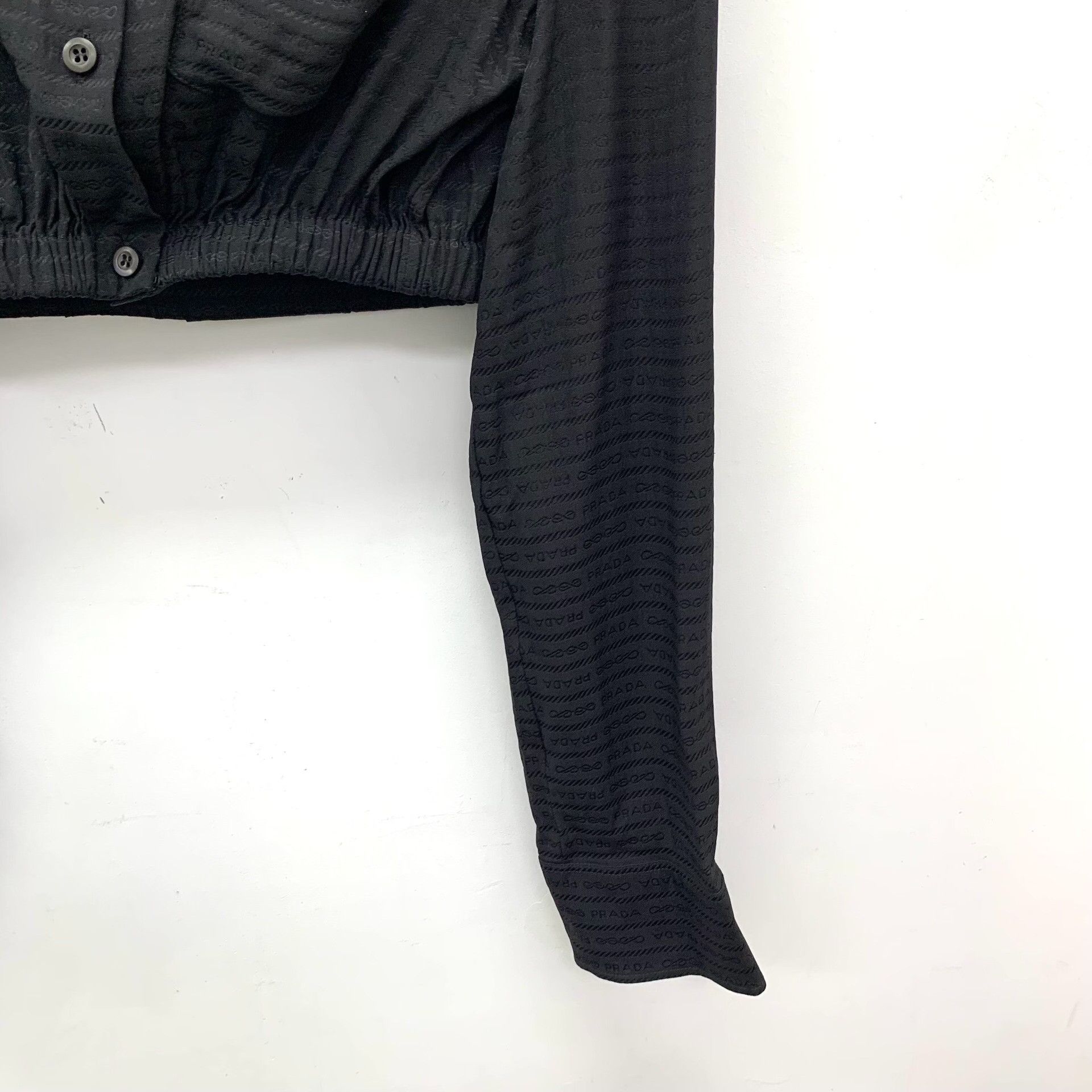 Prada Prada Retro Striped Black Button Up M Women Size M / US 6-8 / IT 42-44 - 4 Thumbnail