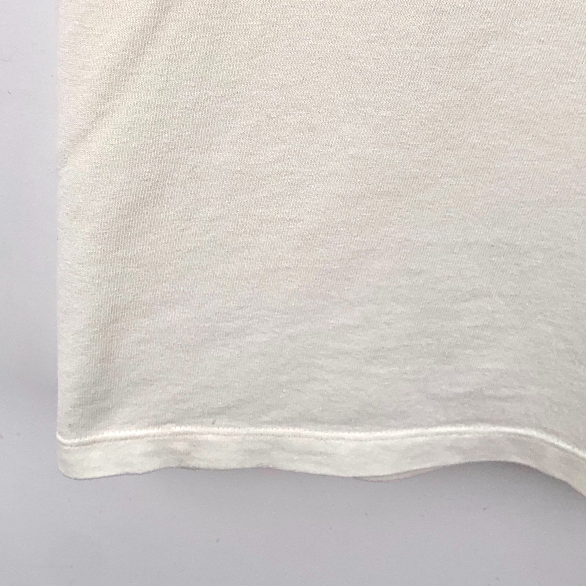 Gucci Gucci Retro Printed White T-Shirt S Women Size S / US 4 / IT 40 - 5 Thumbnail