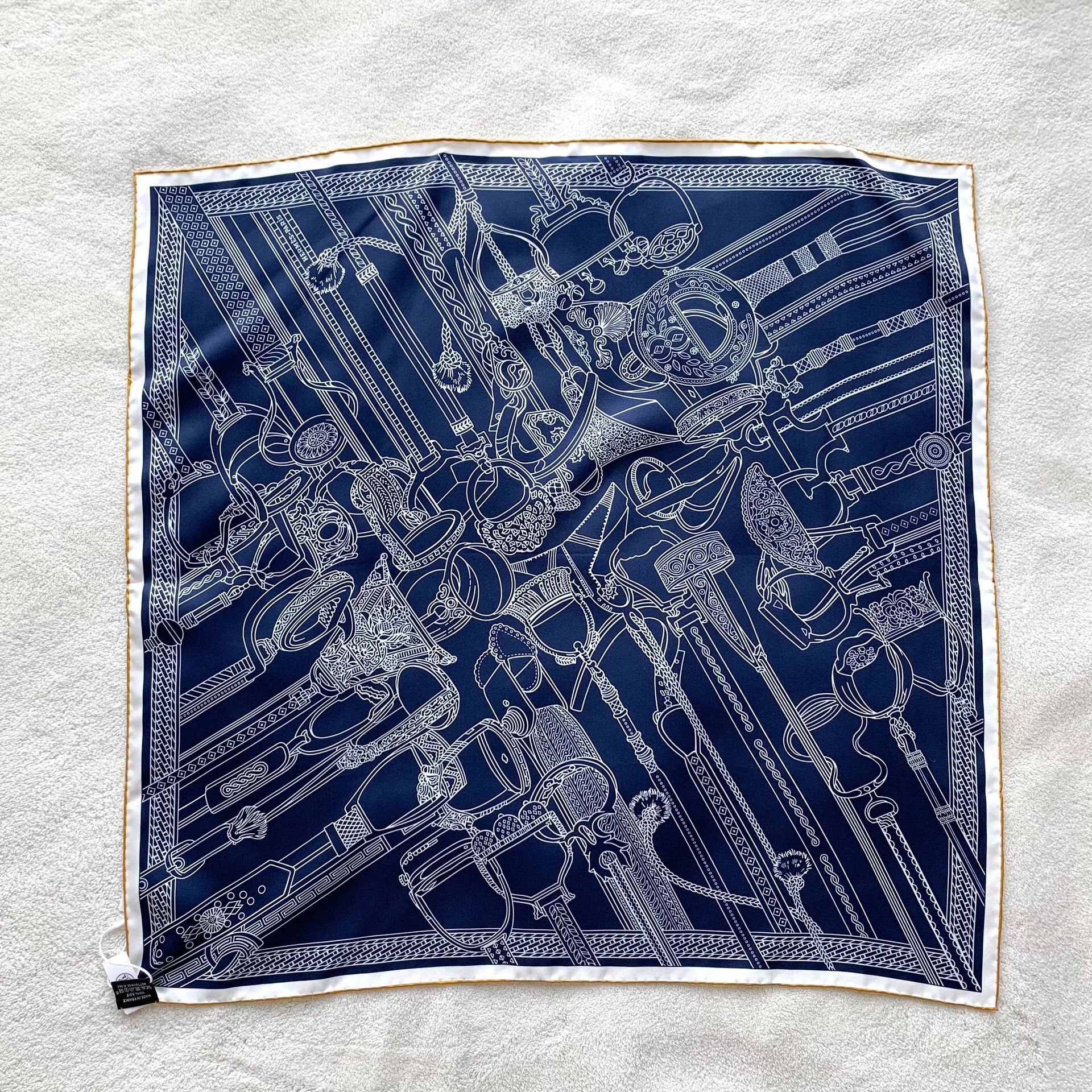 Hermes Hermes Printed Graphic Blue Scarf 65 Men Size ONE SIZE - 2 Thumbnail