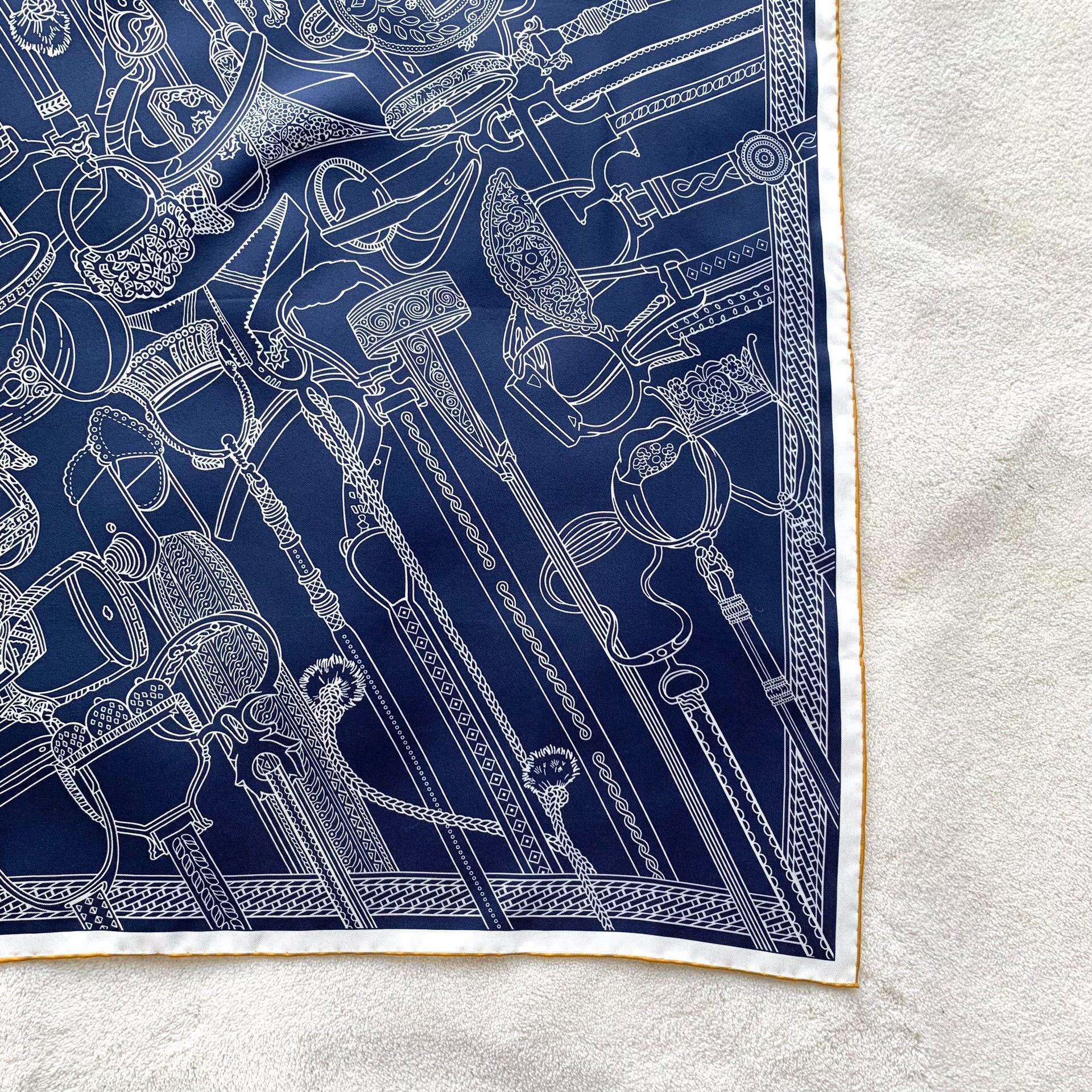 Hermes Hermes Printed Graphic Blue Scarf 65 Men Size ONE SIZE - 6 Thumbnail