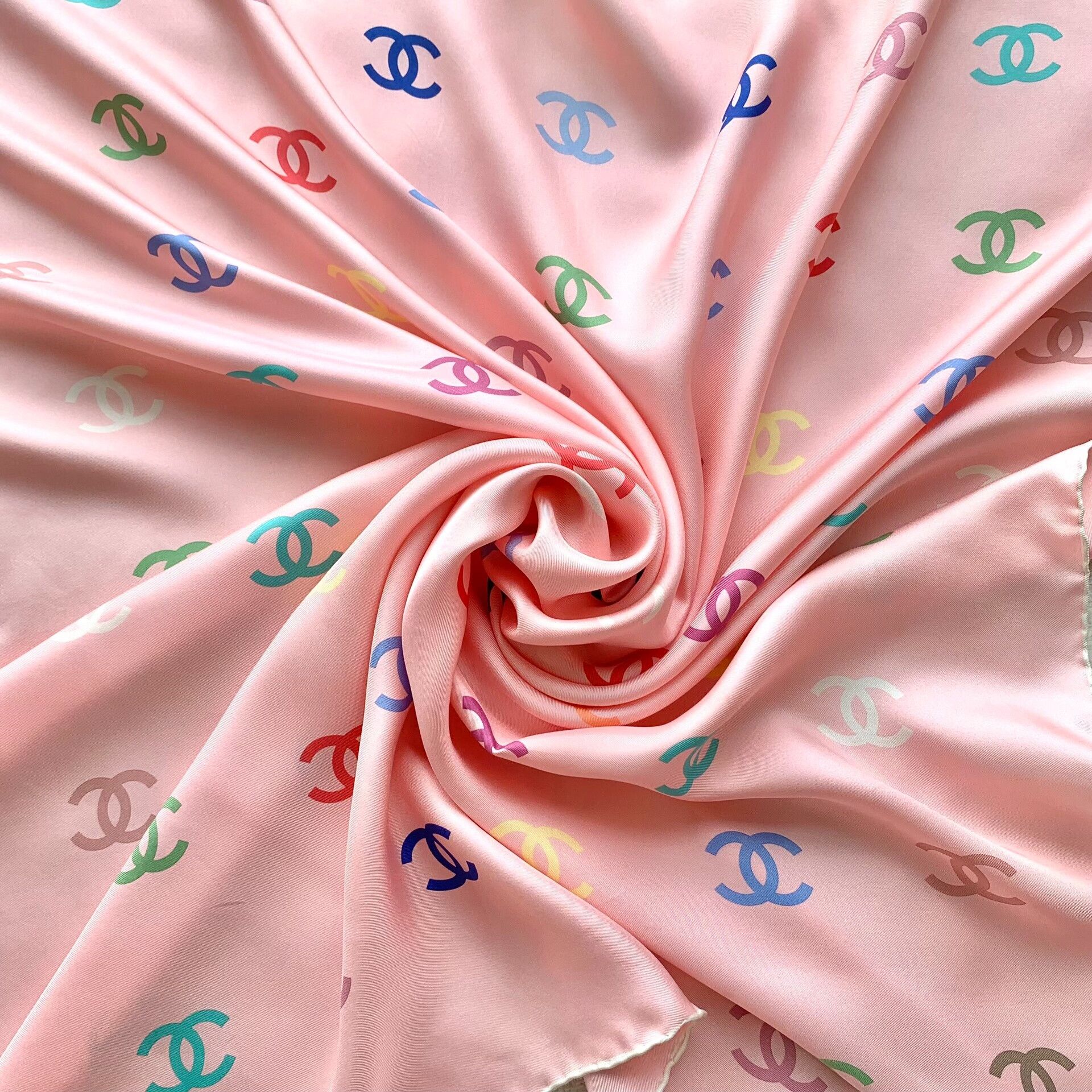 Chanel Chanel Retro Printed Pink Scarf XS Men Size ONE SIZE - 7 Thumbnail