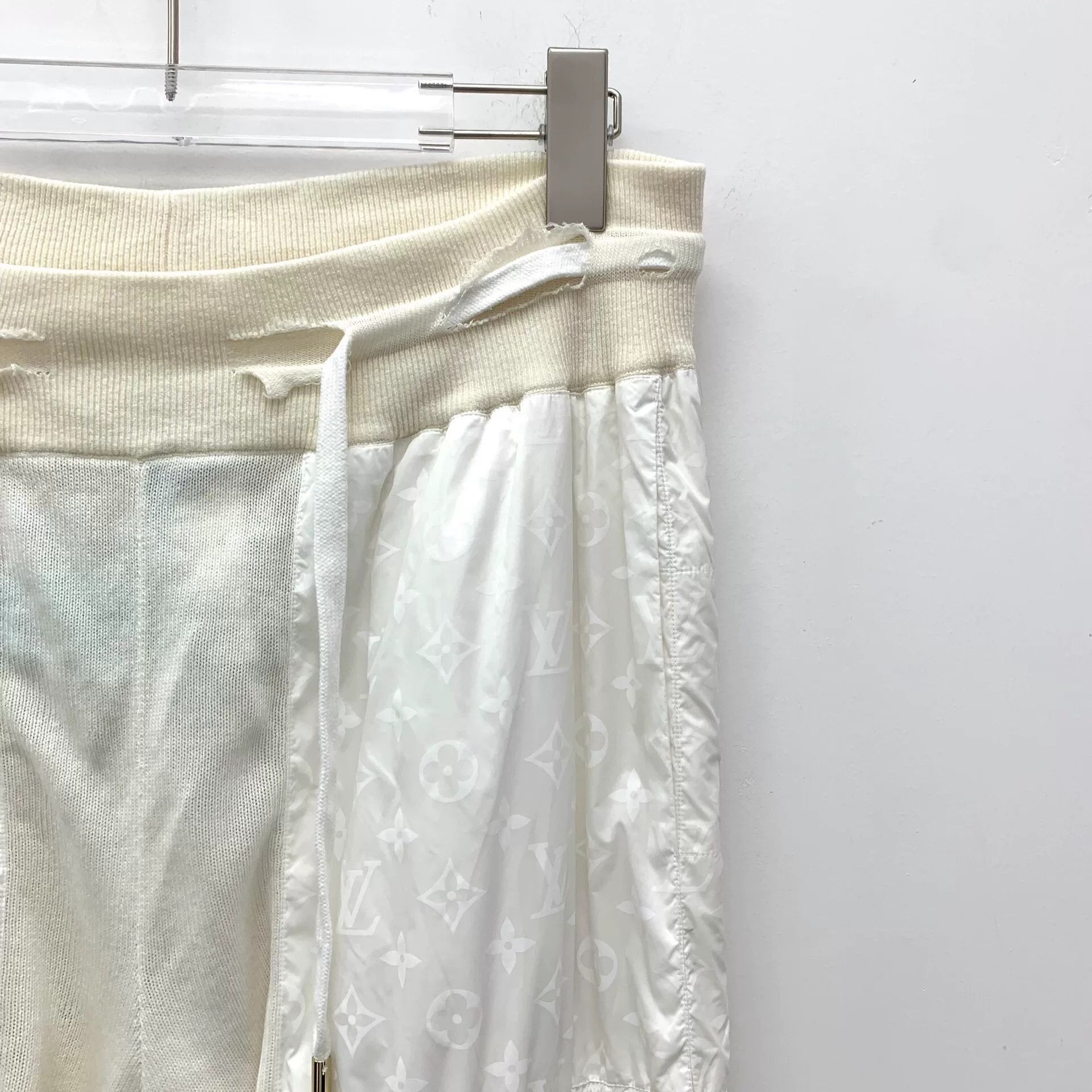 Louis Vuitton Louis Vuitton White Sweatpants XS Men Size US 28 / EU 44 - 3 Thumbnail