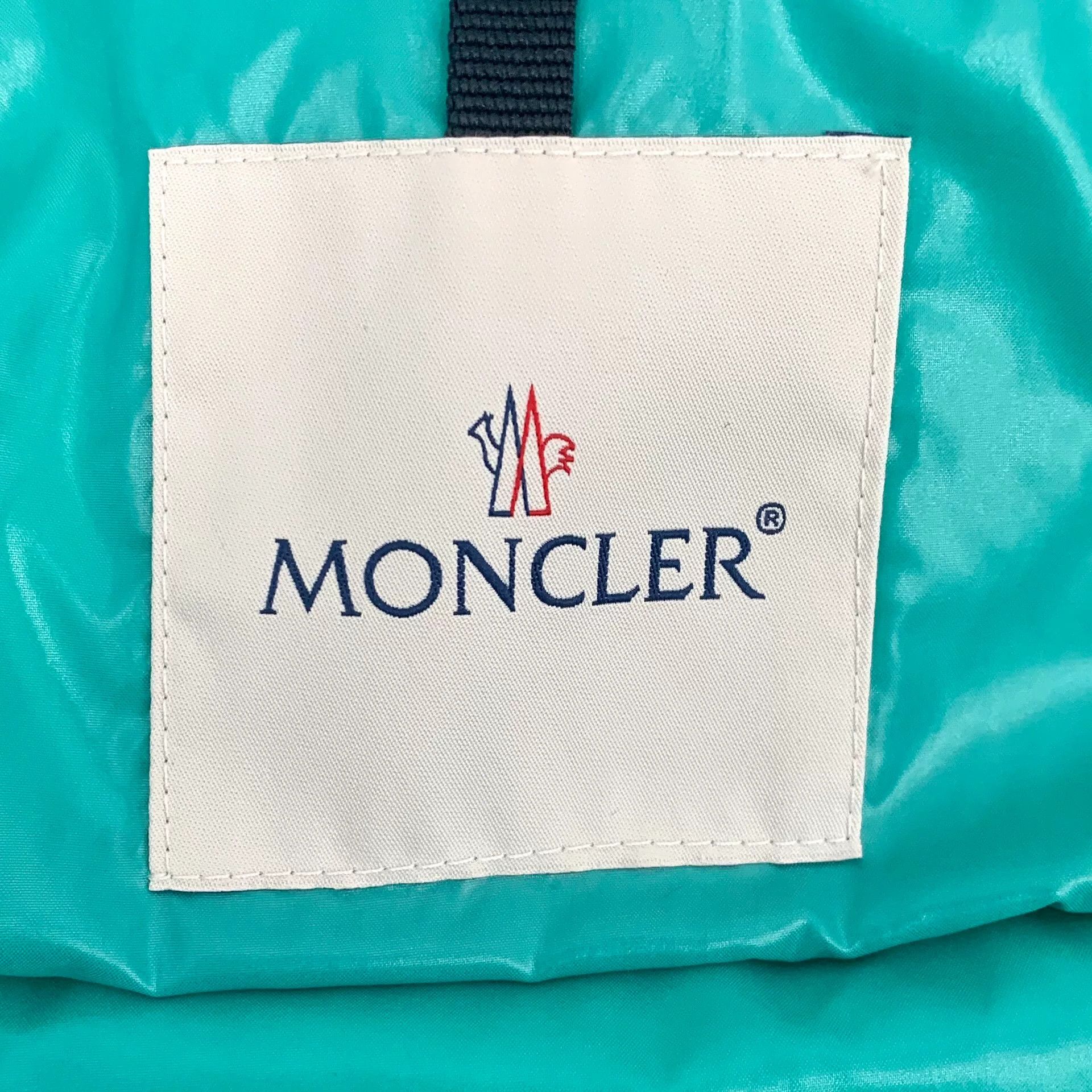 Moncler Moncler Green Down Jacket S Women Size S / US 4 / IT 40 - 6 Thumbnail