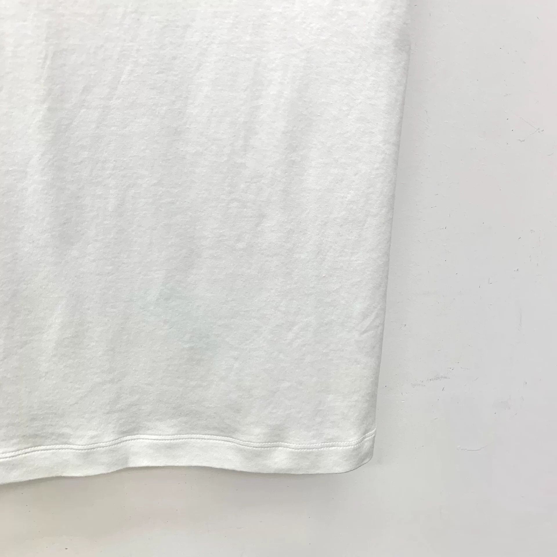 Louis Vuitton Louis Vuitton White T-Shirt L Men Size US L / EU 52-54 / 3 - 4 Thumbnail
