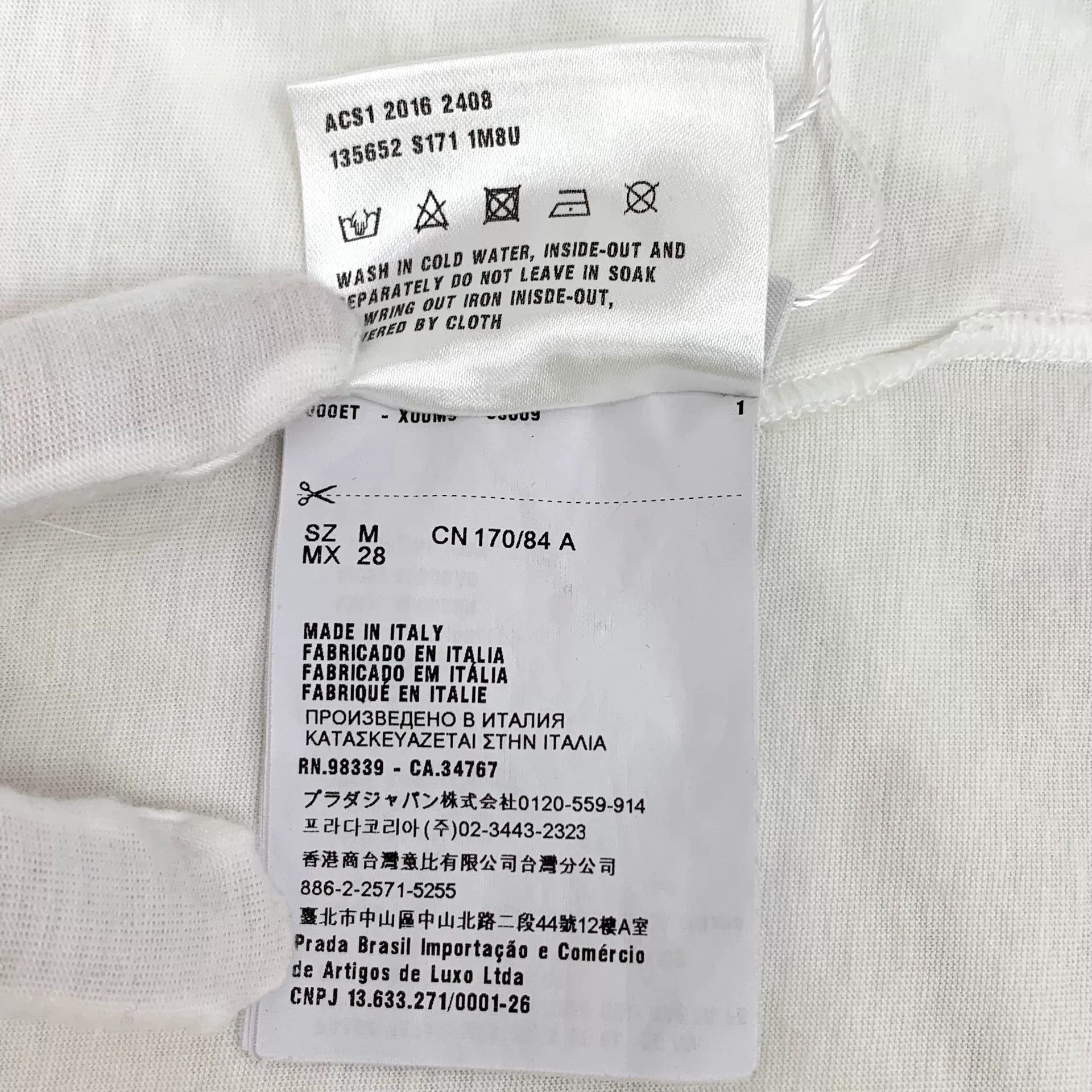 Prada Prada Cotton Printed White T-Shirt M Women Size M / US 6-8 / IT 42-44 - 8 Thumbnail