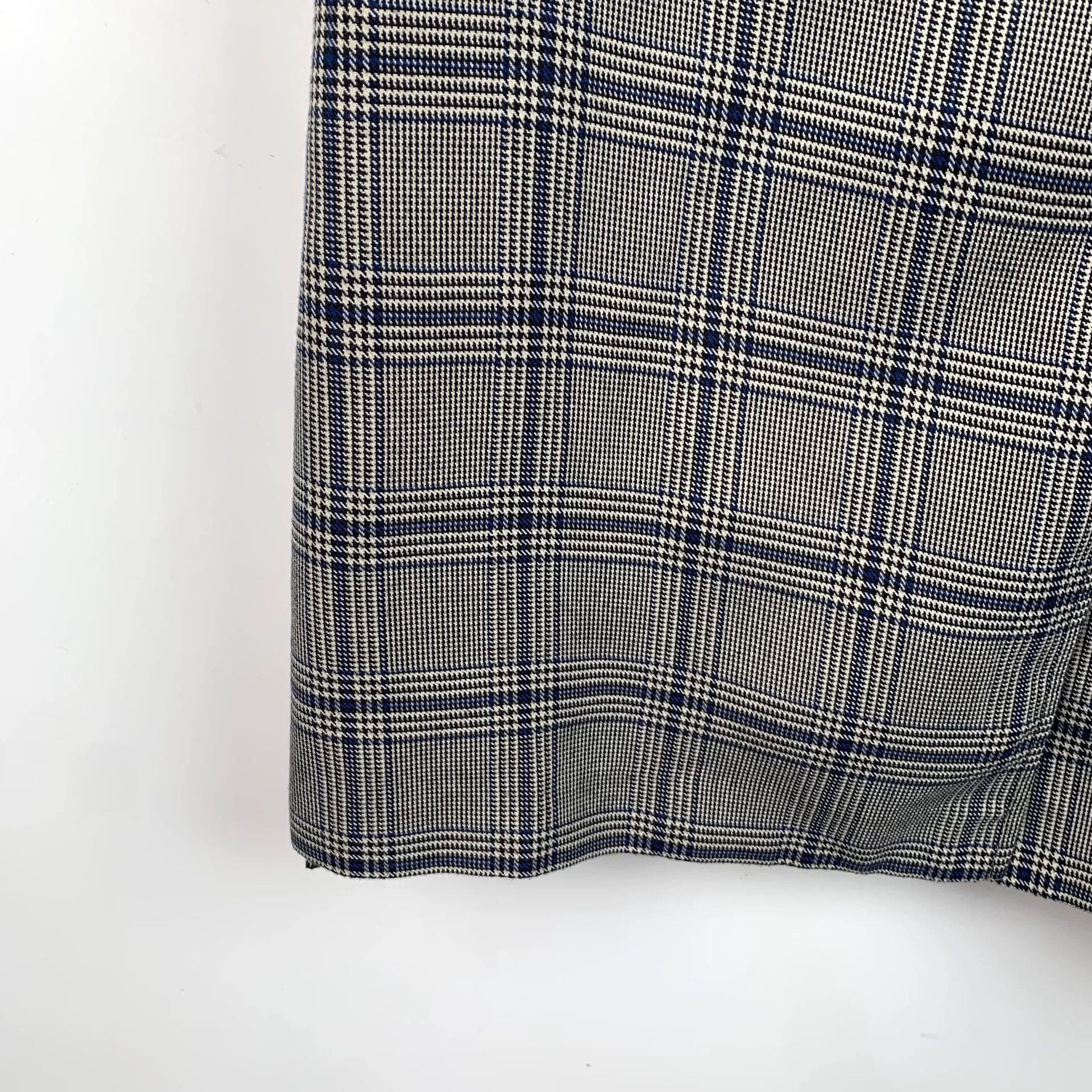 Chanel Chanel Plaid Gray Coat S Women Size S / US 4 / IT 40 - 5 Thumbnail