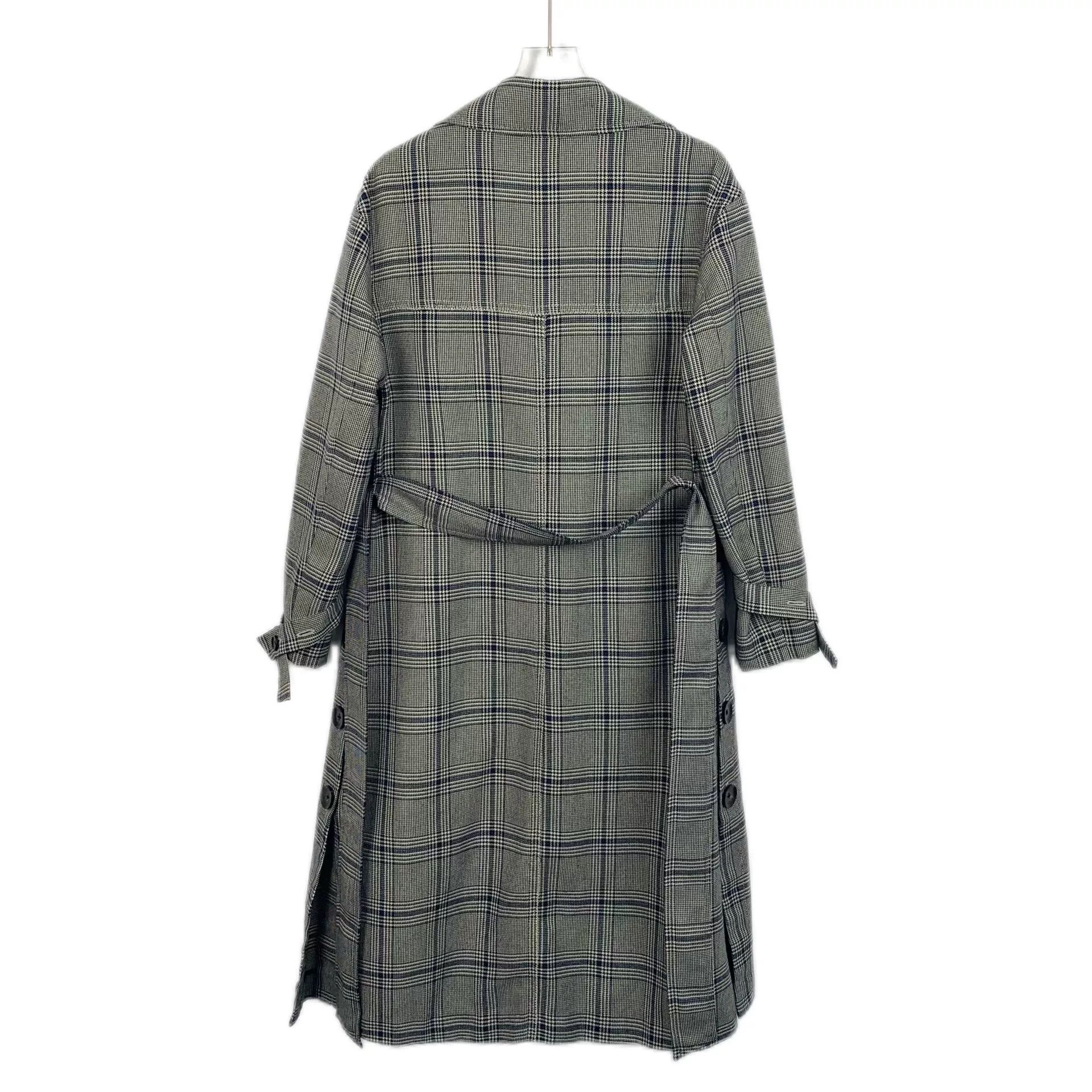 Chanel Chanel Plaid Gray Coat S Women Size S / US 4 / IT 40 - 2 Thumbnail