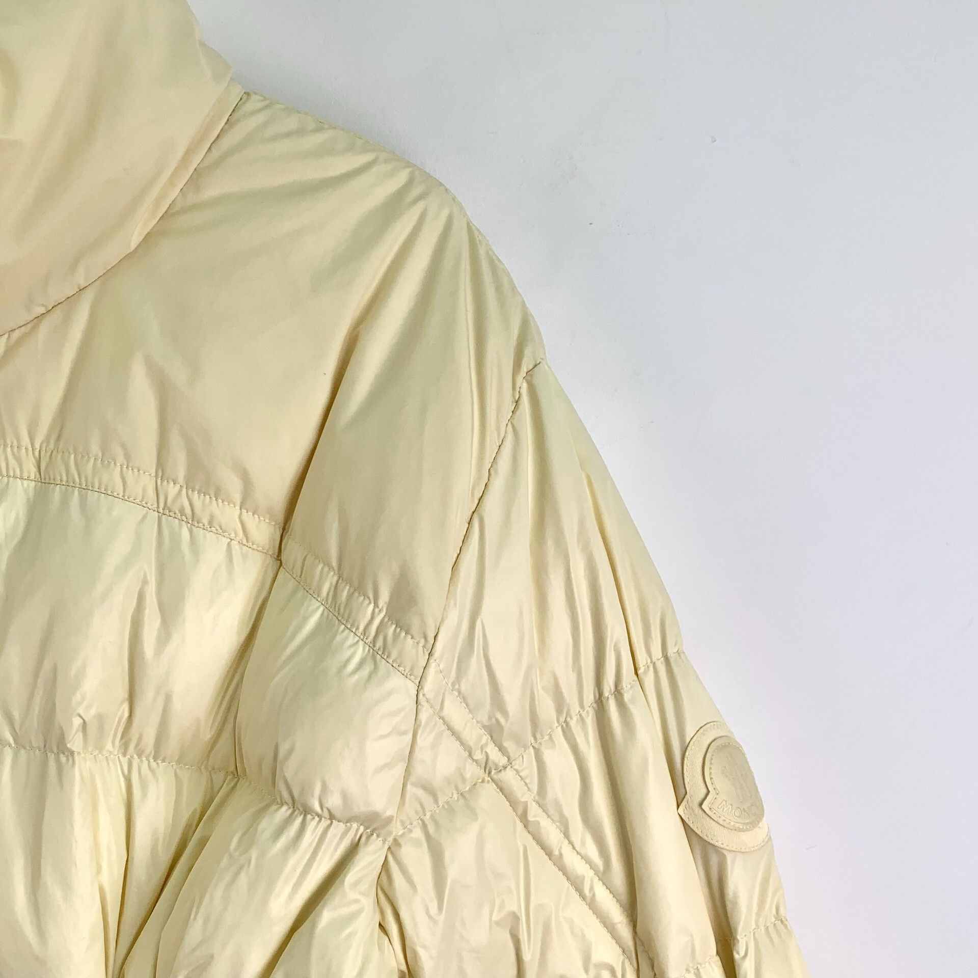 Moncler Moncler Retro Yellow Down Jacket M Women Size M / US 6-8 / IT 42-44 - 3 Thumbnail