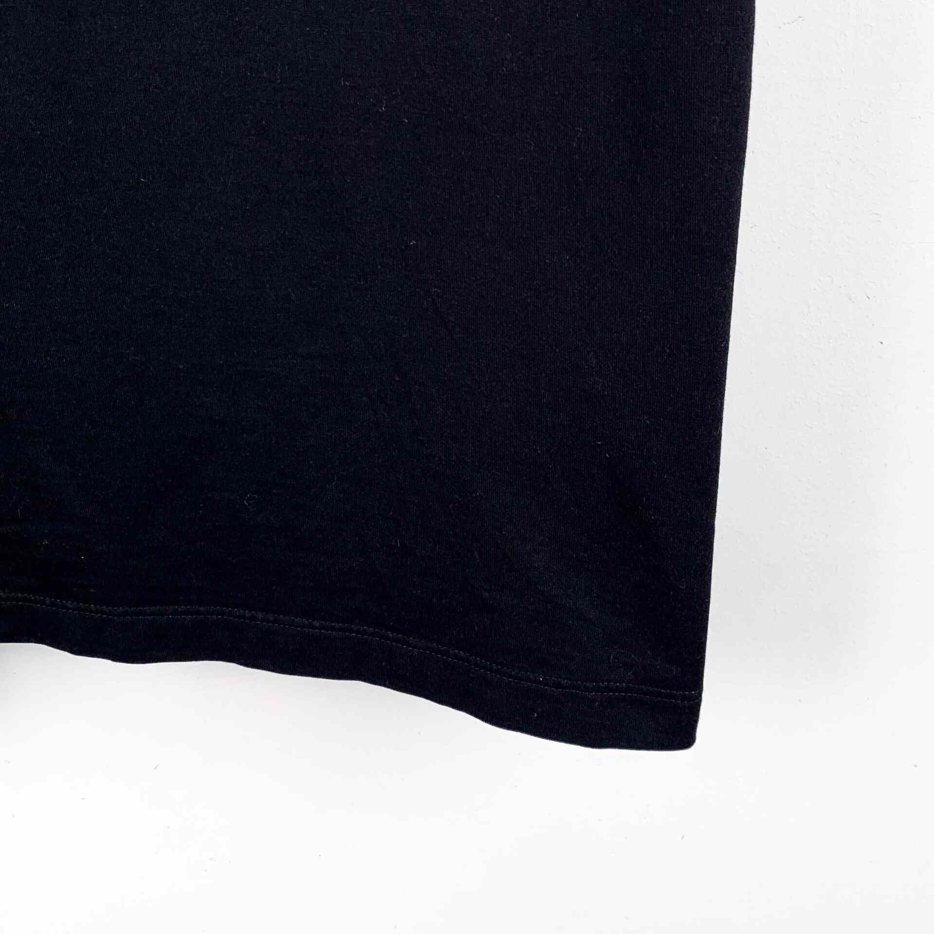 Louis Vuitton Louis Vuitton Retro Black T-Shirt M Men Size US M / EU 48-50 / 2 - 5 Thumbnail