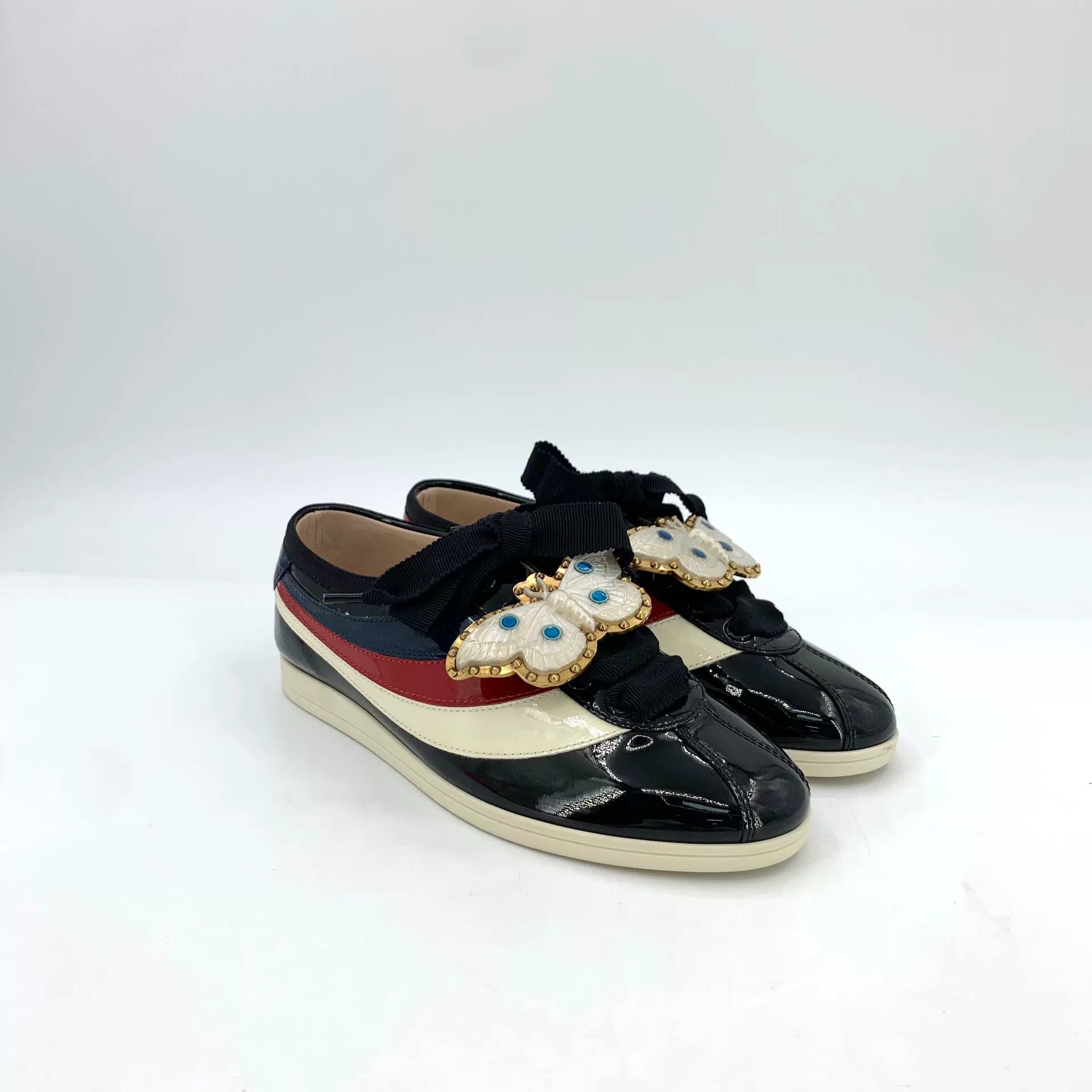 Gucci Gucci Black Lowtop Sneakers 34 Women Size US 4 / IT 34 - 2 Thumbnail