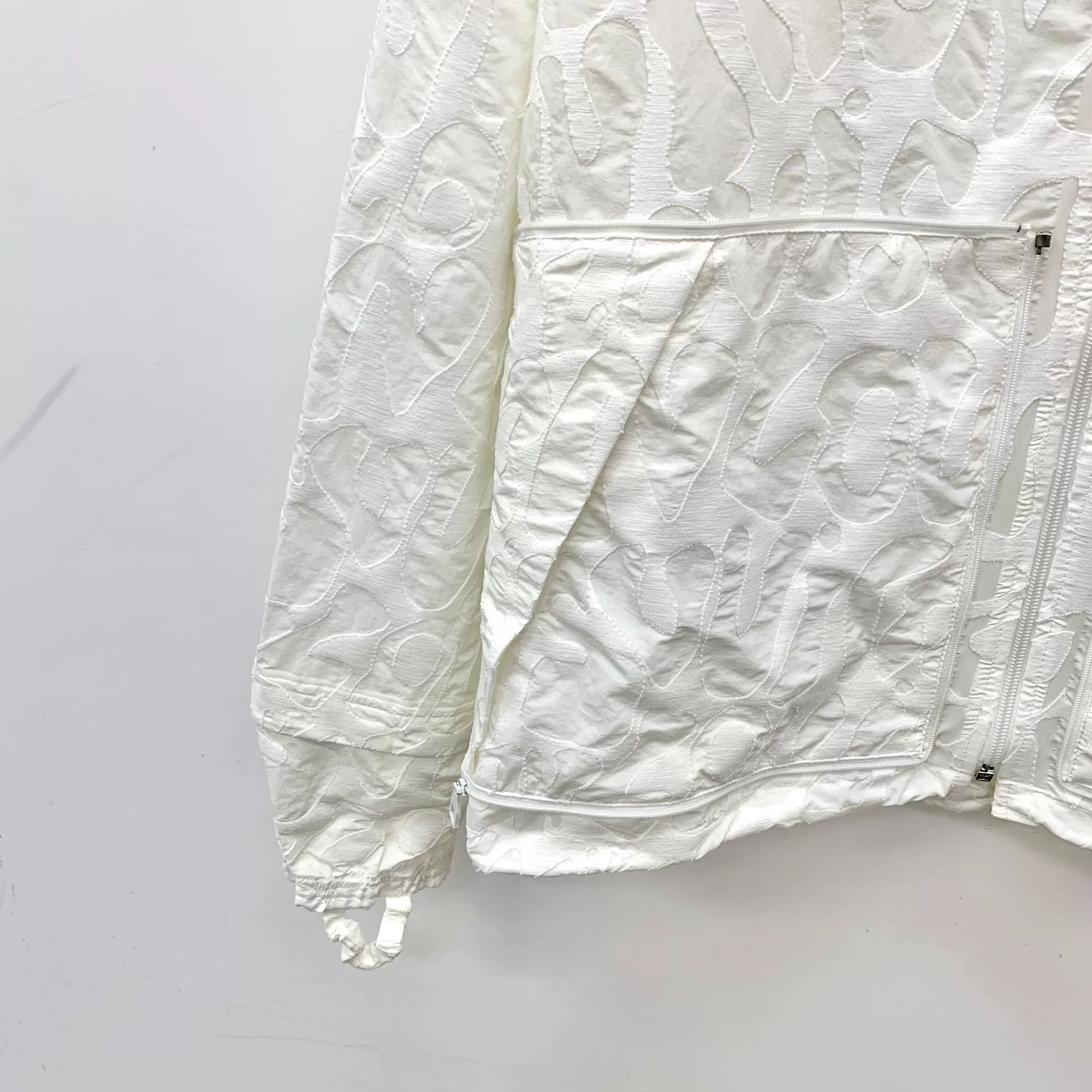 Louis Vuitton Louis Vuitton White Jacket L Women Size L / US 10 / IT 46 - 4 Thumbnail
