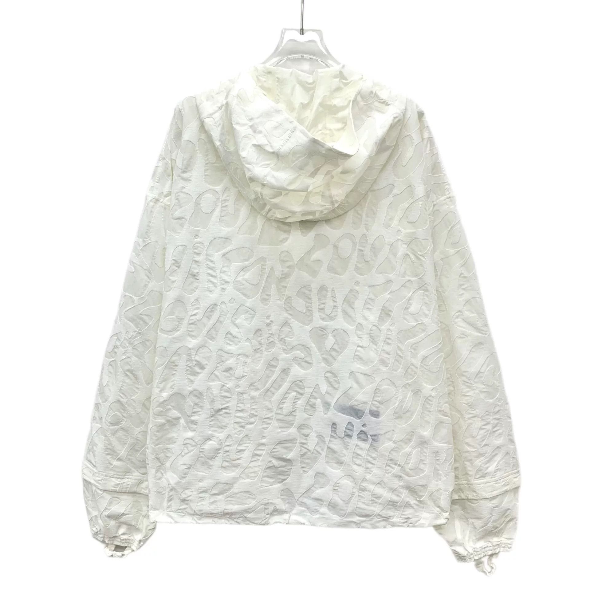 Louis Vuitton Louis Vuitton White Jacket L Women Size L / US 10 / IT 46 - 2 Thumbnail